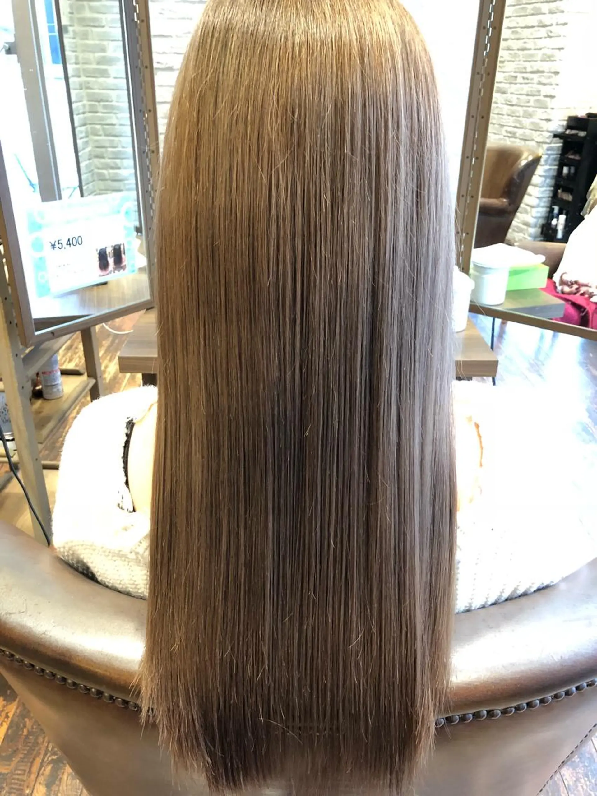 ロング THINK SHOP KANTAのヘアスタイル