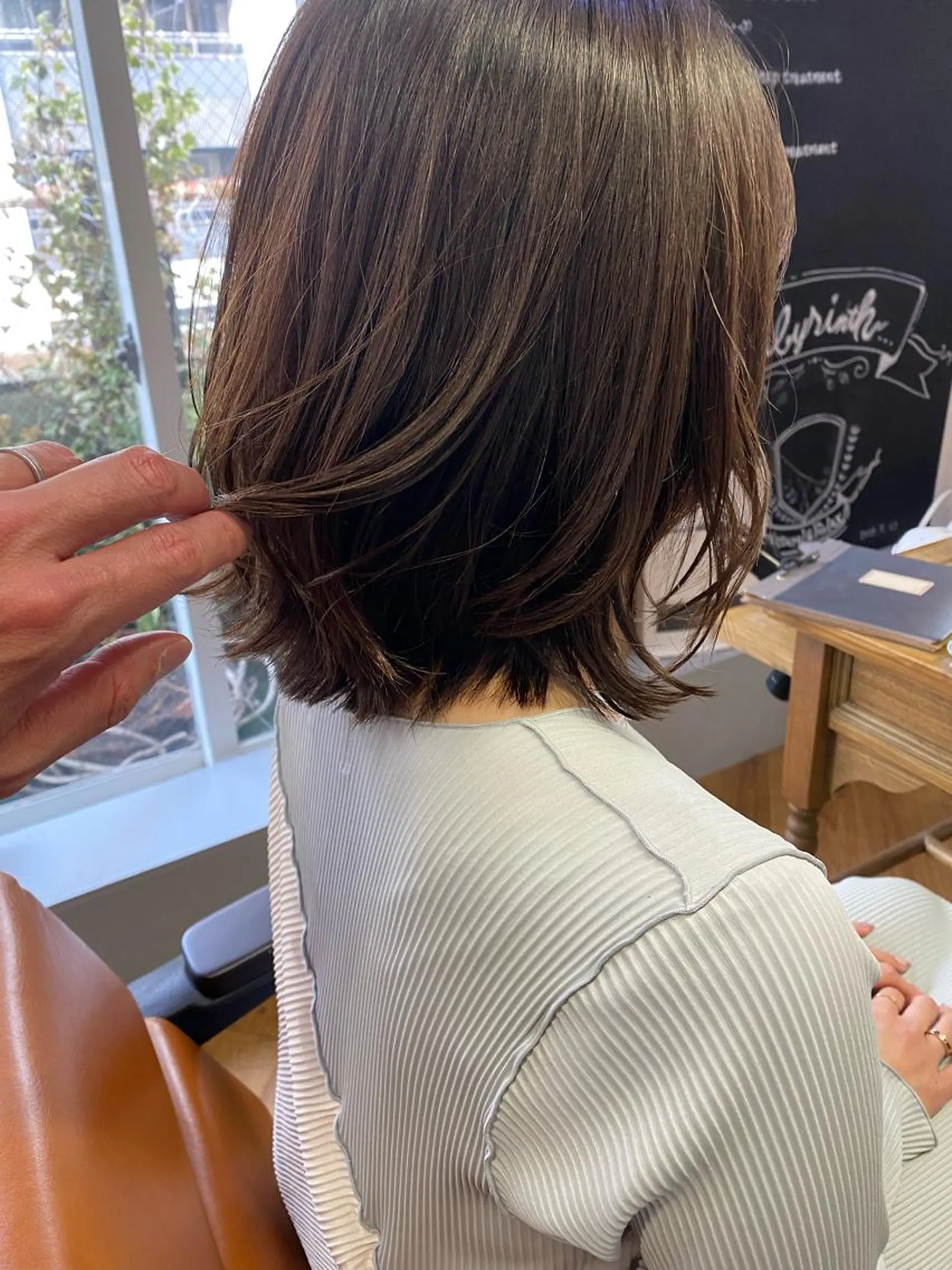 ミディアム 西尾 隆介のヘアスタイル