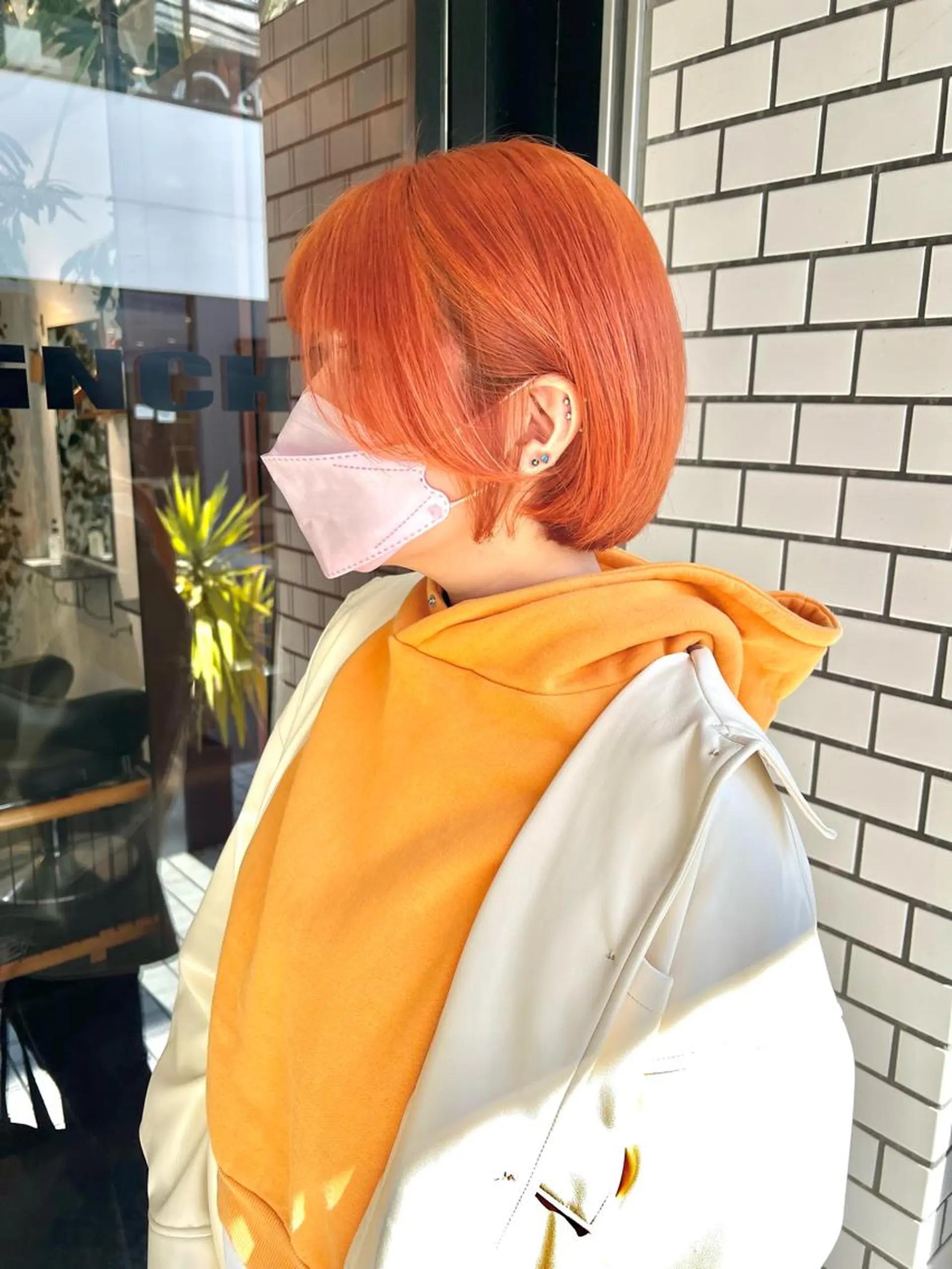 ショート カラー 柔らかブラウン/顔周 りレイヤー♡ユウシのヘアスタイル