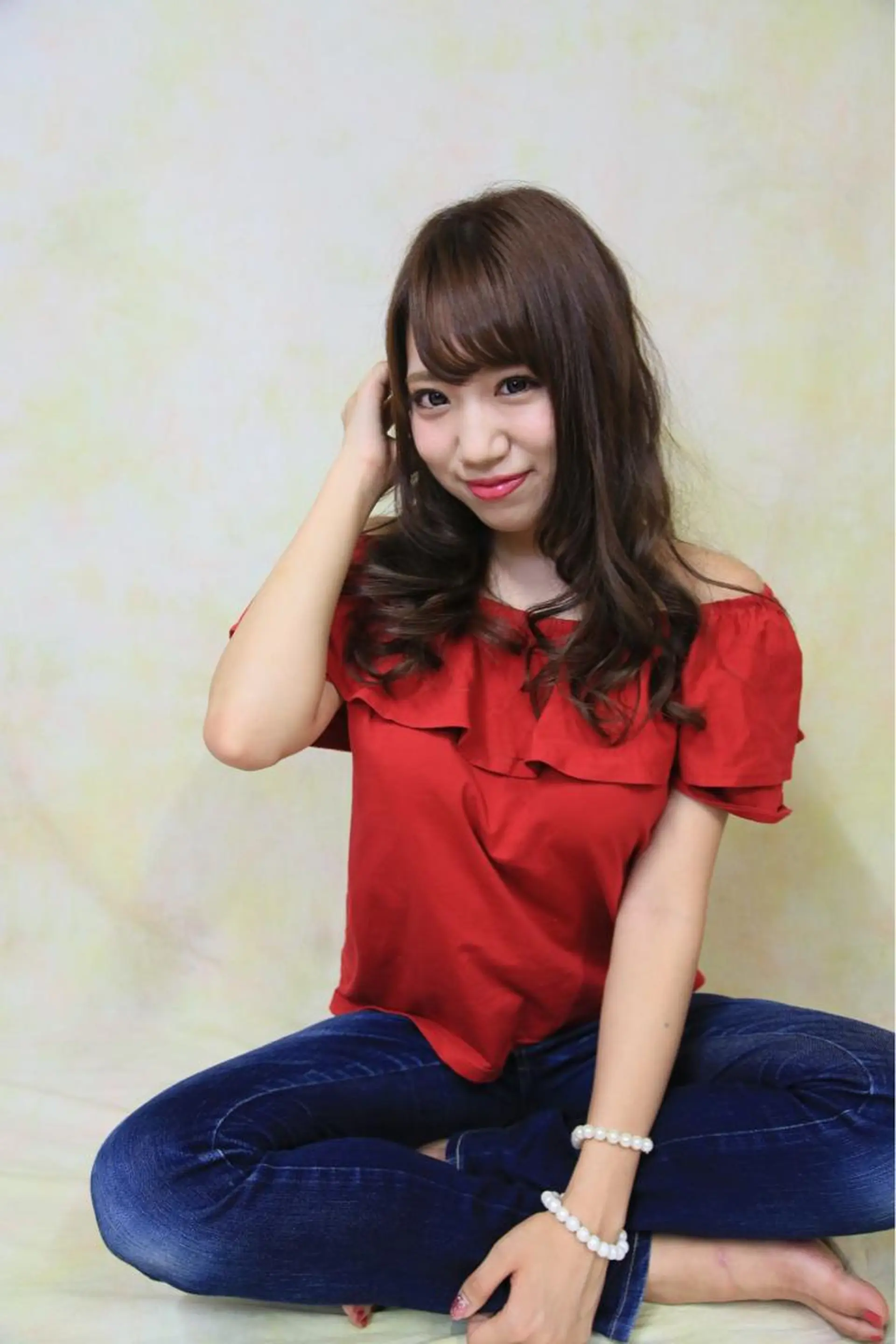 セミロング カラー パーマ ヘアアレンジ ハイトーンArphy 安蒜佑太のヘアスタイル