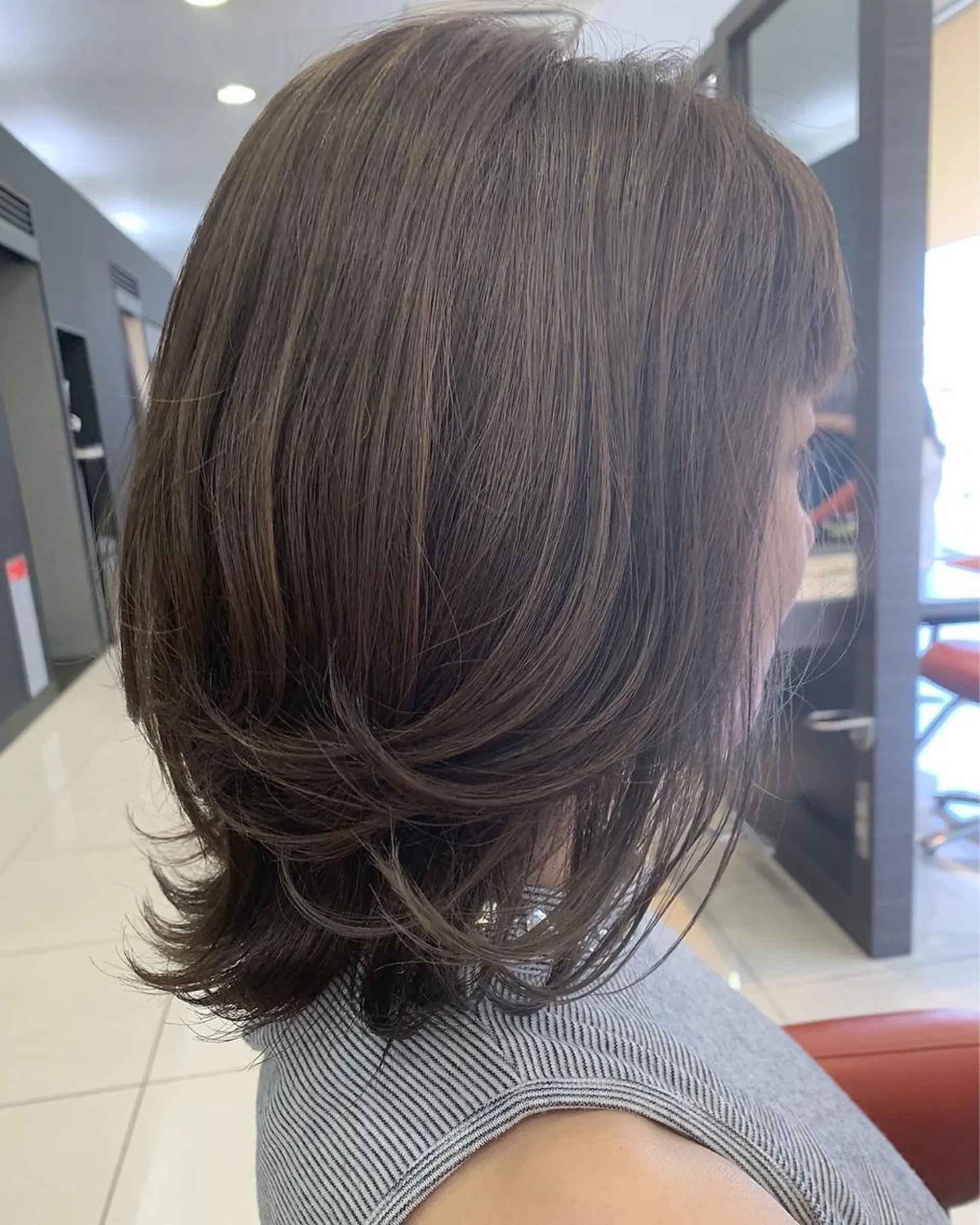 セミロング カラー パーマ ヘアアレンジ メンズ キッズ ネイル マツエク・マツパ 川上 有香のヘアスタイル