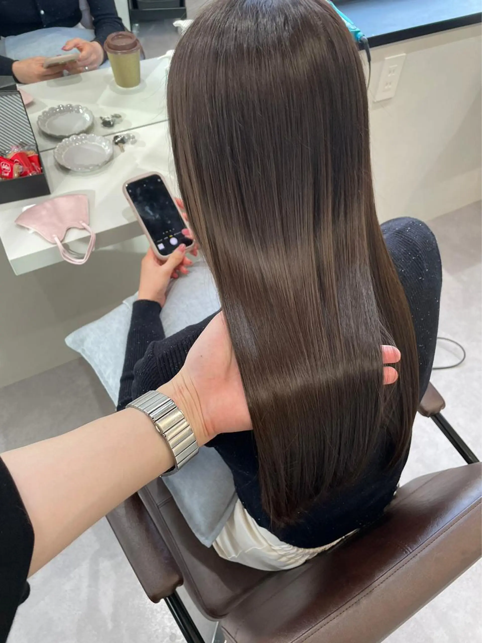 ロング 酸性縮毛矯正 Coreすずのヘアスタイル