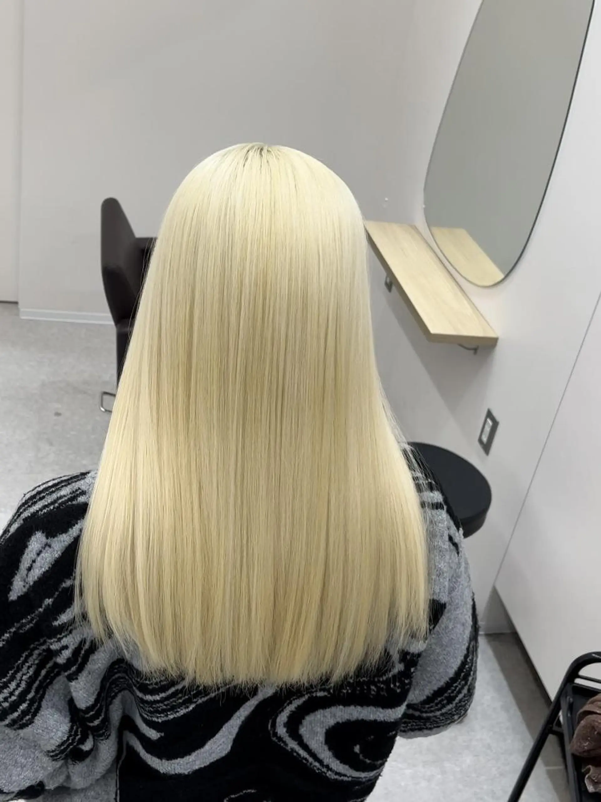 セミロング カラー ✨【公式】 juhl.横浜✨のヘアスタイル