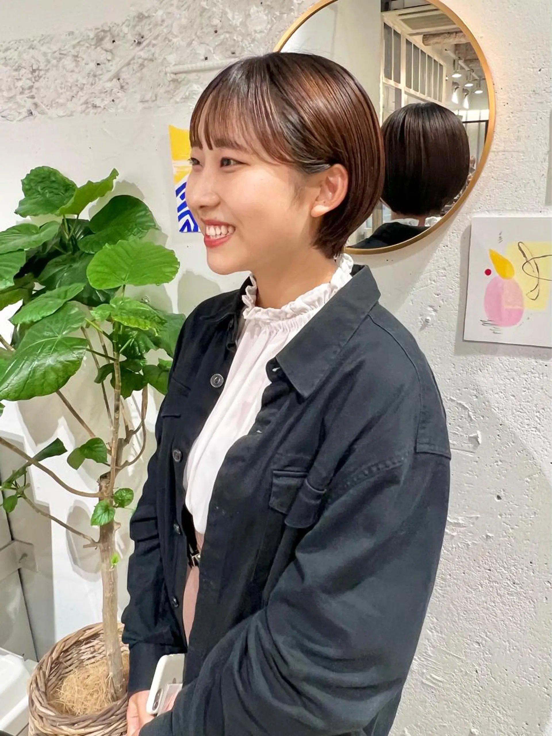 ショート カット ヘアカラー トリートメント 石井 菜々のヘアスタイル