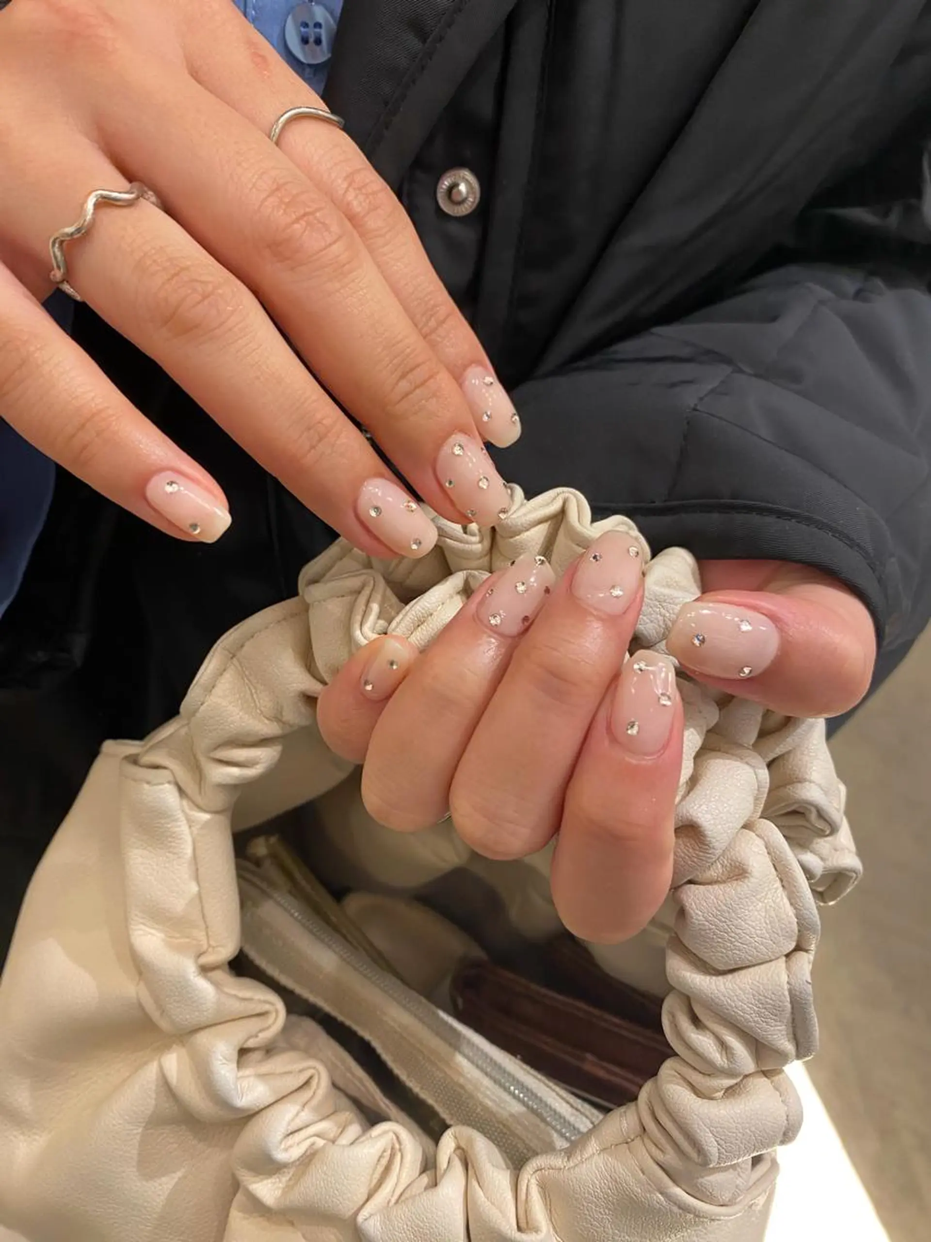 ネイル ネイル&アイ　QUEEN&CRIMSON所属・眉WAX/ピーリング ホワイトニングの眉毛・アイブロウイメージ