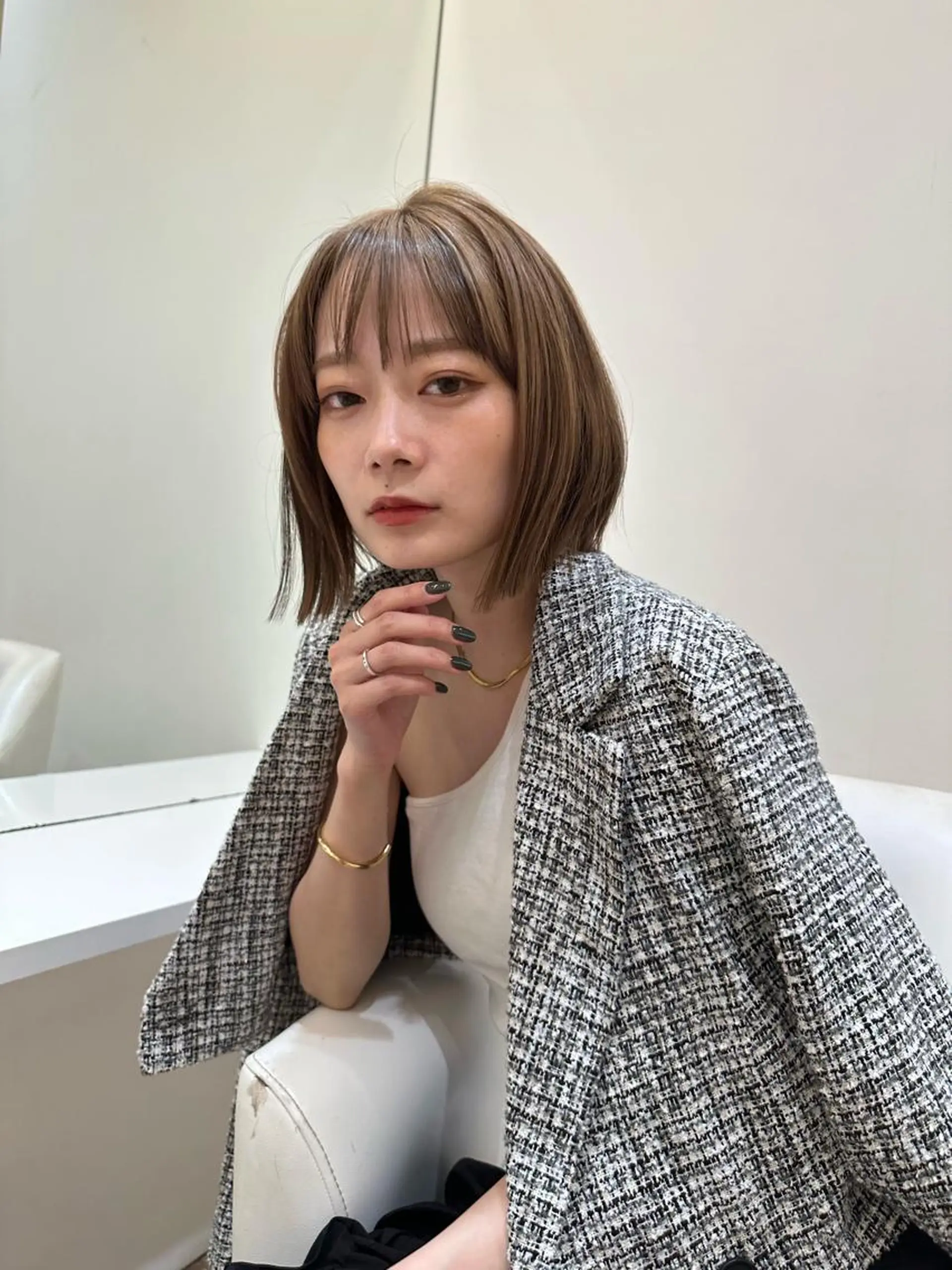 ミディアム カラー 切りっぱなしボブ ショートボブ ボブレイヤー ハイトーンカラー ボブ 🌿レイヤー/ブリー チ/🌿‬JINのヘアスタイル