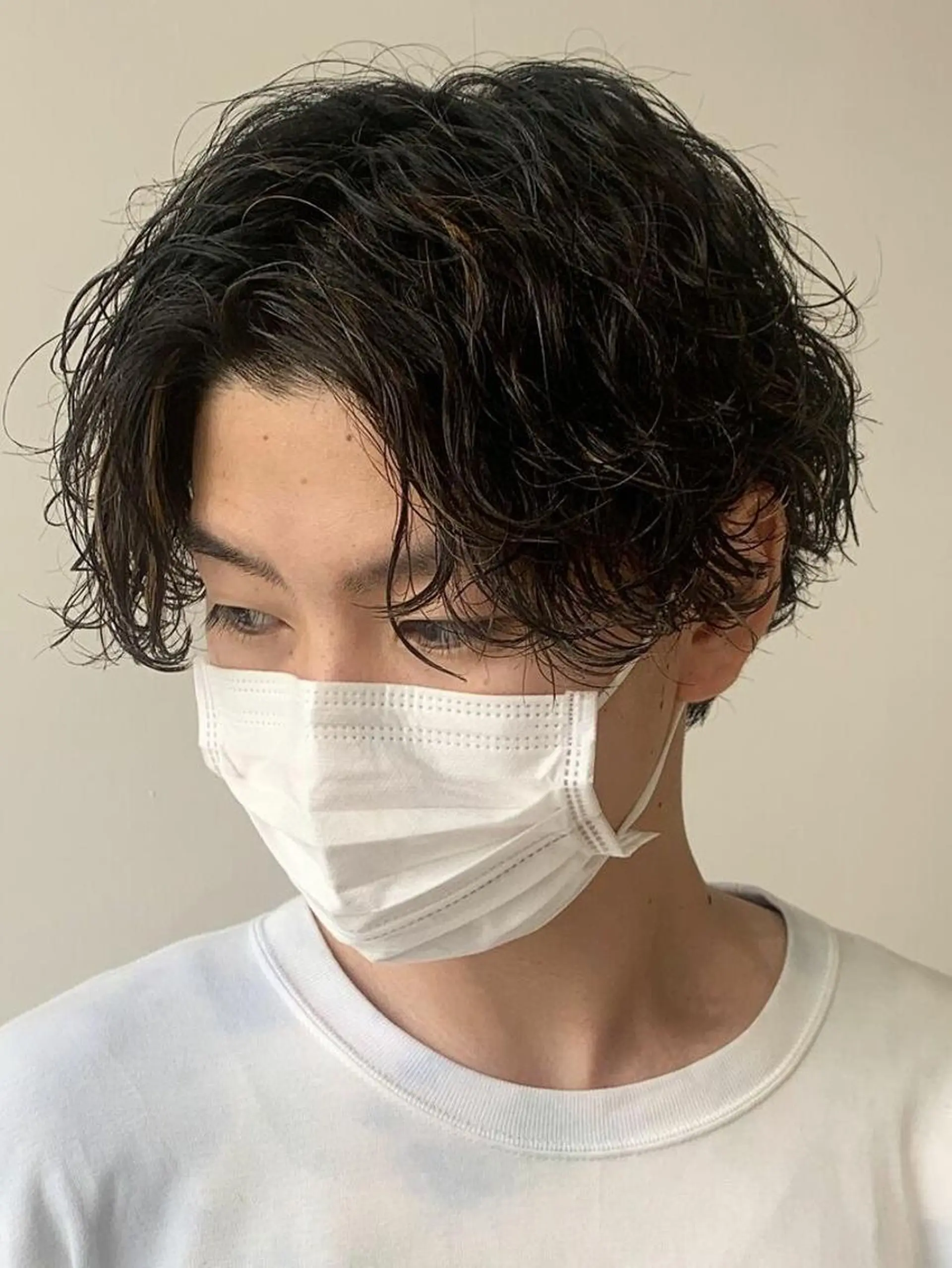 パーマ メンズ メンズパーマ 波巻きパーマ スパイラルパーマ RIN／韓国ヘア レイヤーカットのヘアスタイル