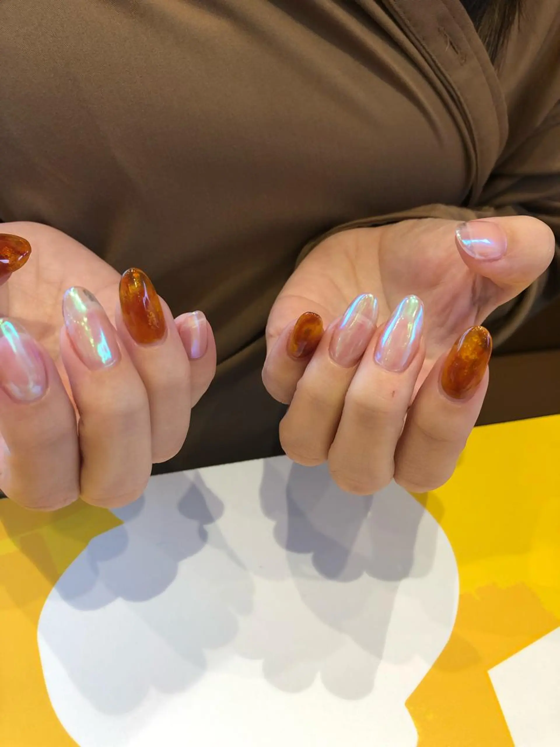 ネイル ハンドネイル EARTH上尾店所属・藤倉 千恵美のネイルデザイン