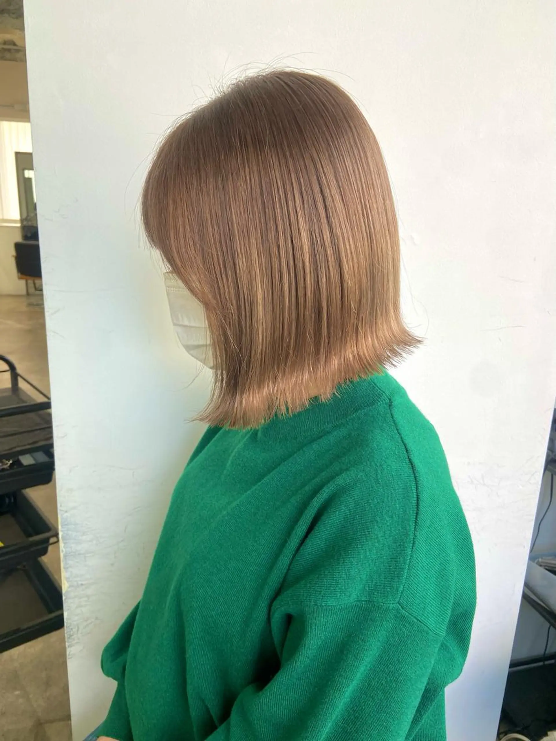 ショート カラー 切りっぱなしボブ ベージュカラー ブリーチ ミルクティーベージュ ボブ カット ヘアカラー トリートメント 🪽似合わせカラー RENA.🪽🩶のヘアスタイル