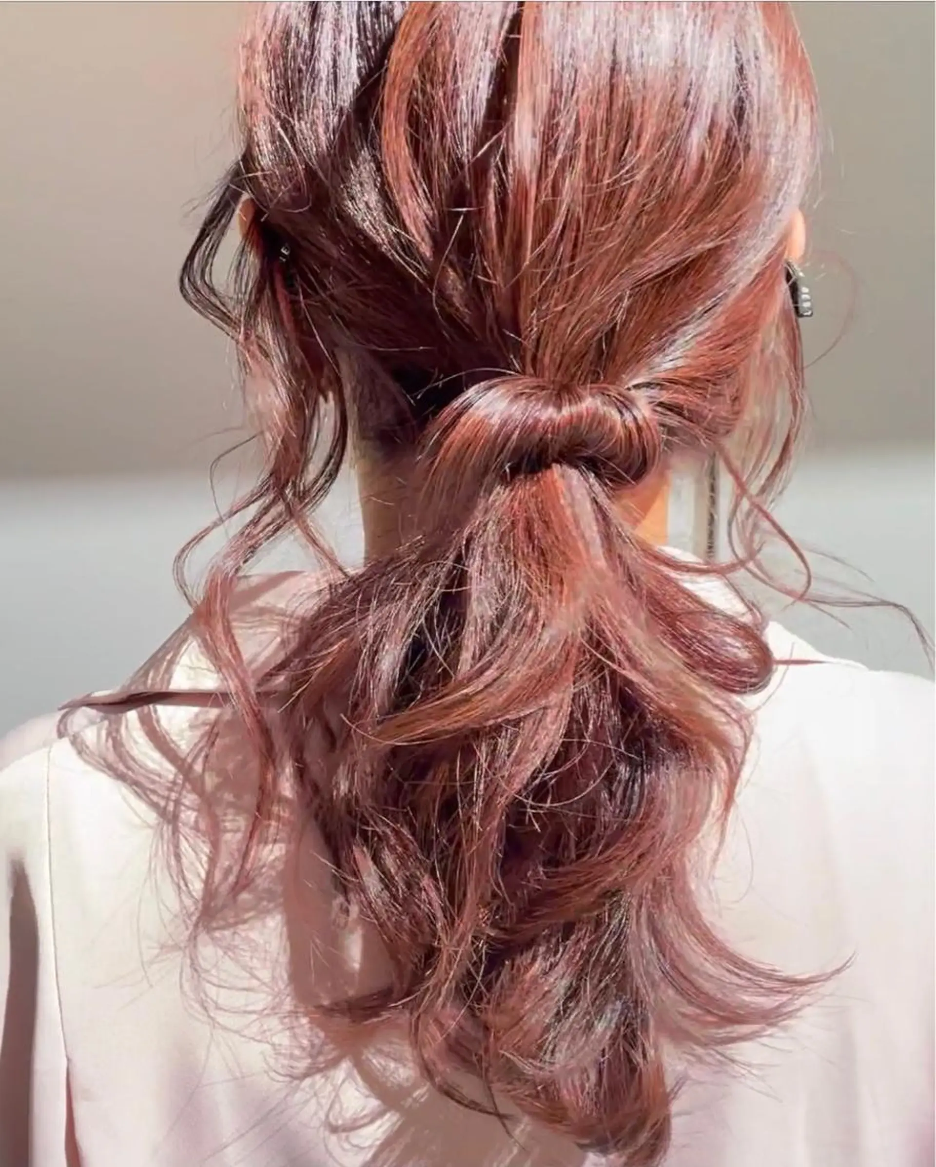 セミロング カラー ヘアアレンジ イルミナカラー ルビー SHANTi 飯塚 ヘアセット/髪質改善のヘアスタイル