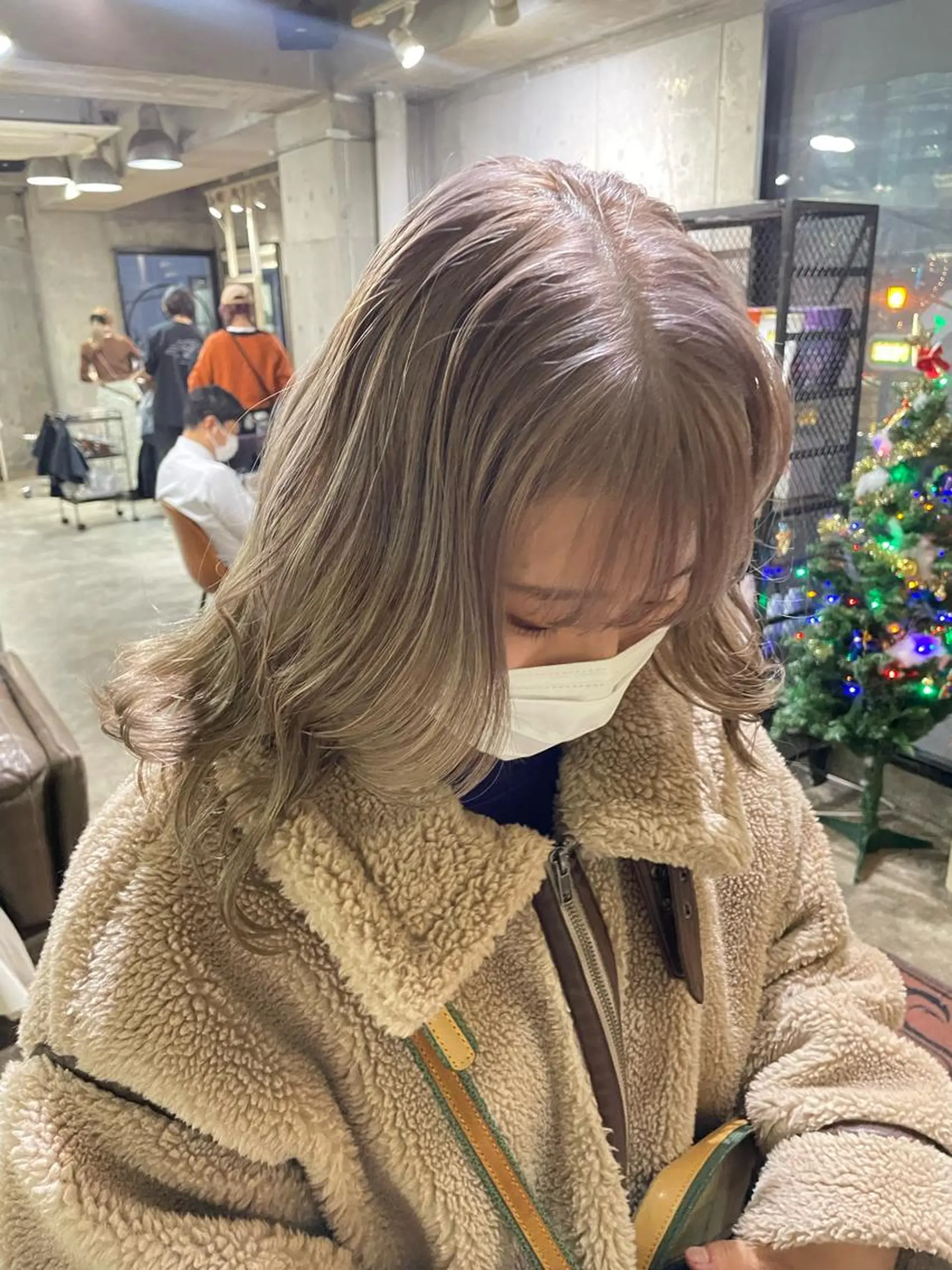 ミディアム カラー ブリーチ ボブヘアカット Rikapi❤️のヘアスタイル