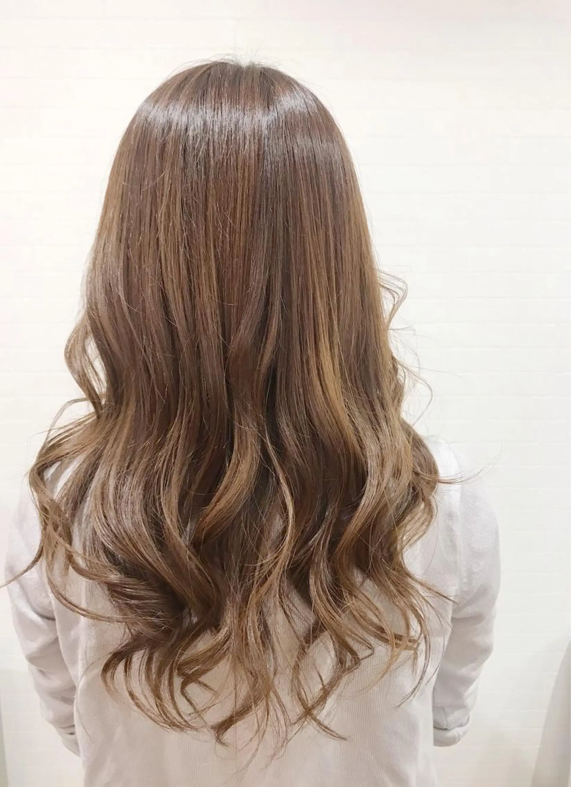 セミロング カラー GRANLUSSO 〜グランルッソ駅前店所属・木口 嘉美のヘアスタイル