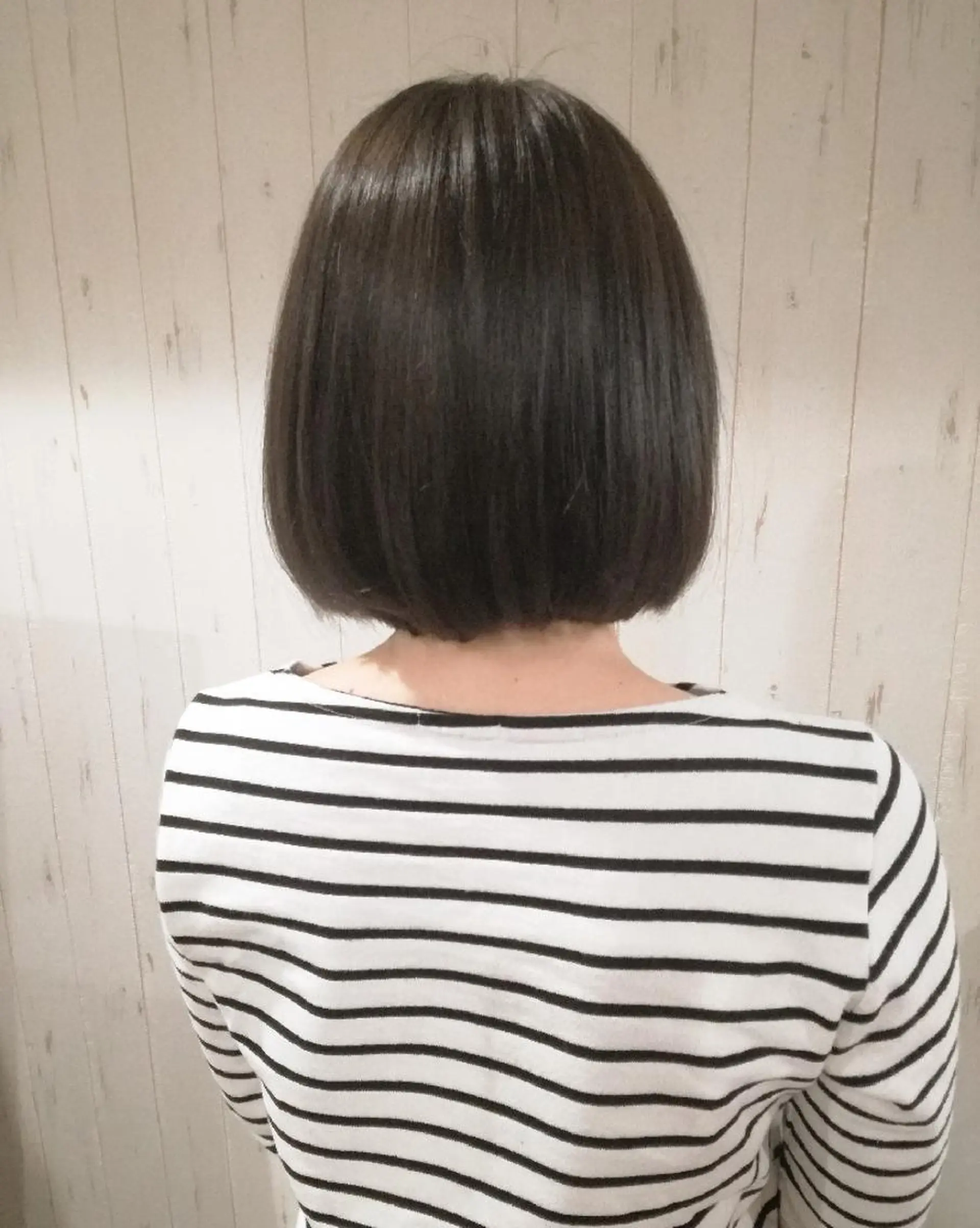 ショート カラー アッシュ ボブ 西川 敏夫のヘアスタイル