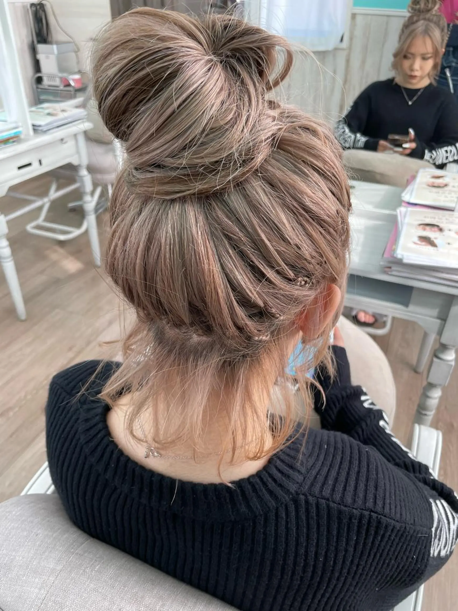 ヘアアレンジ お団子ヘア 🐆アンドウ チカコ🦓のヘアスタイル