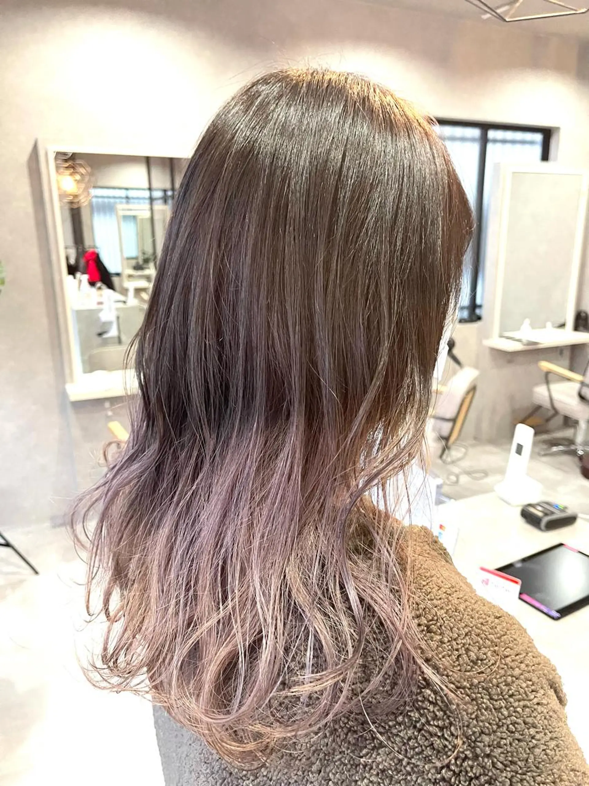 セミロング カラー カット ヘアカラー トリートメント mood tatemachiのヘアスタイル