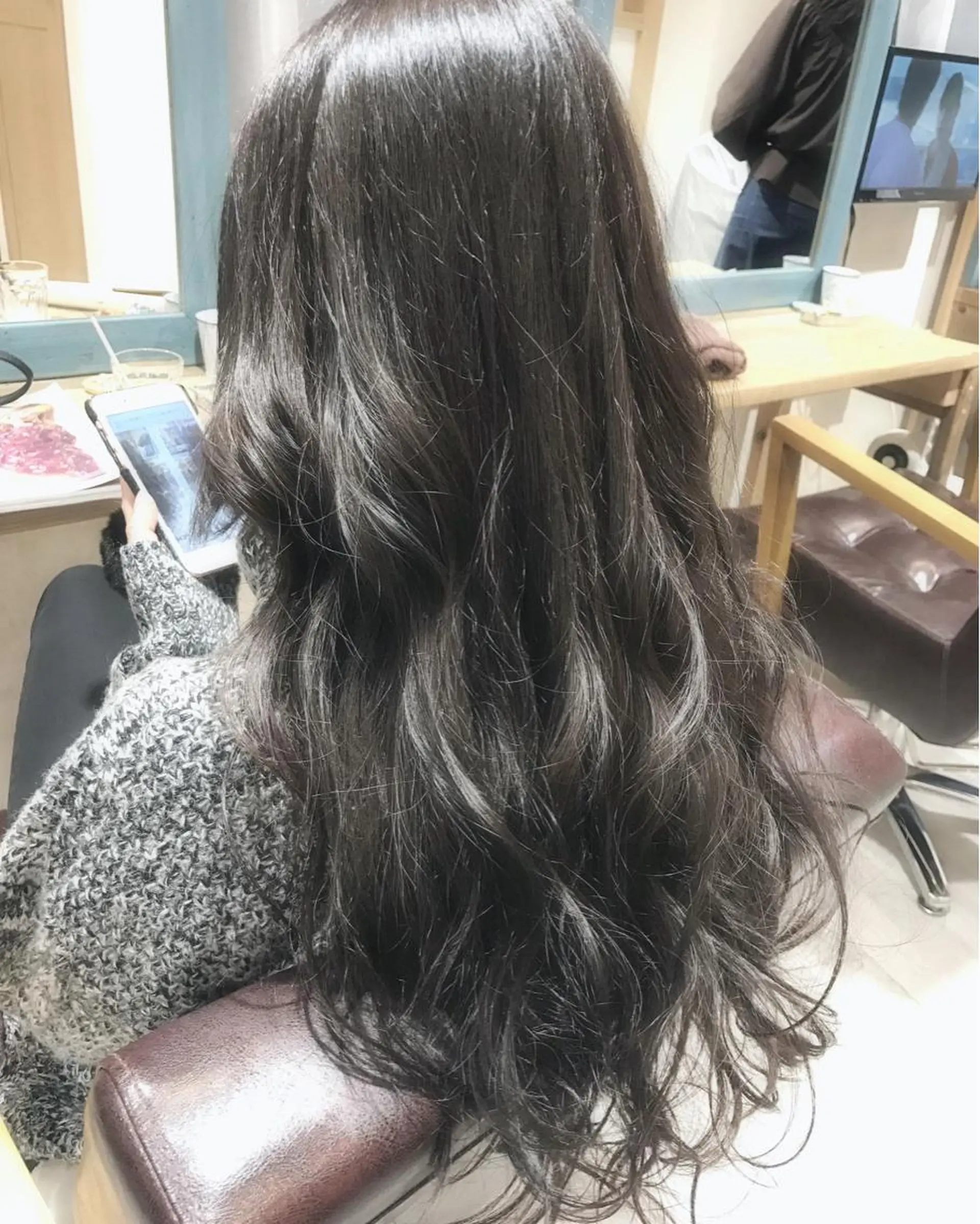 ショート ミディアム セミロング ロング カラー パーマ ヘアアレンジ ダークグレー ダークグレージュ グレージュ filo byFeria渋谷所属・縮毛矯正/美髪 髪質改善/石田幸輔のヘアスタイル