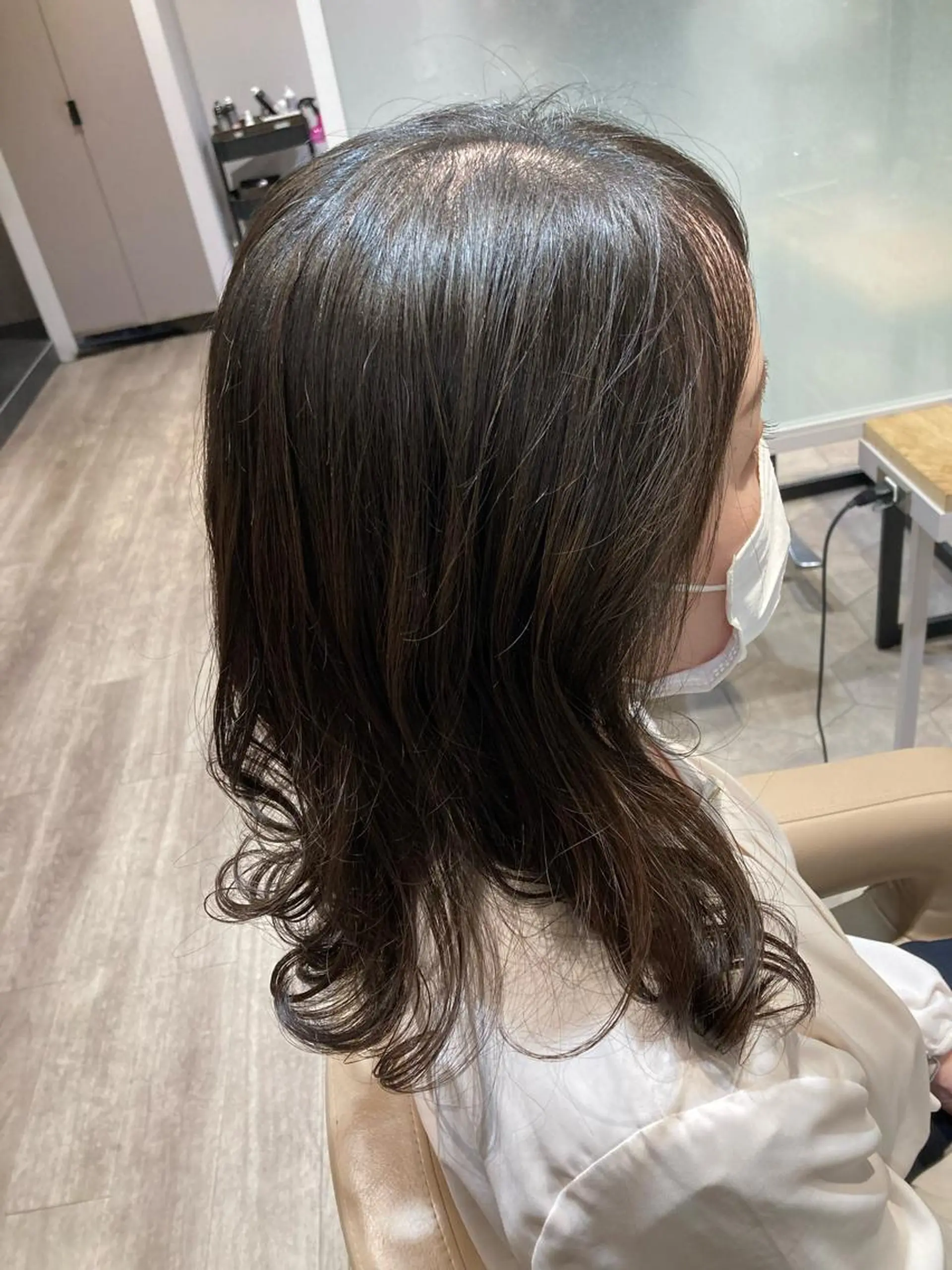 セミロング パーマ 野村 ゆいのヘアスタイル