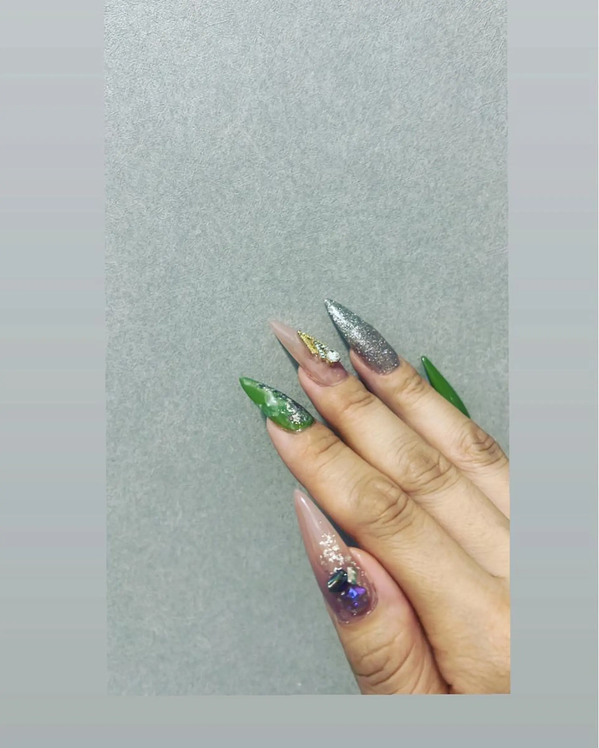 ネイル ハンドネイル 7nail (ϋ)/のネイルデザイン