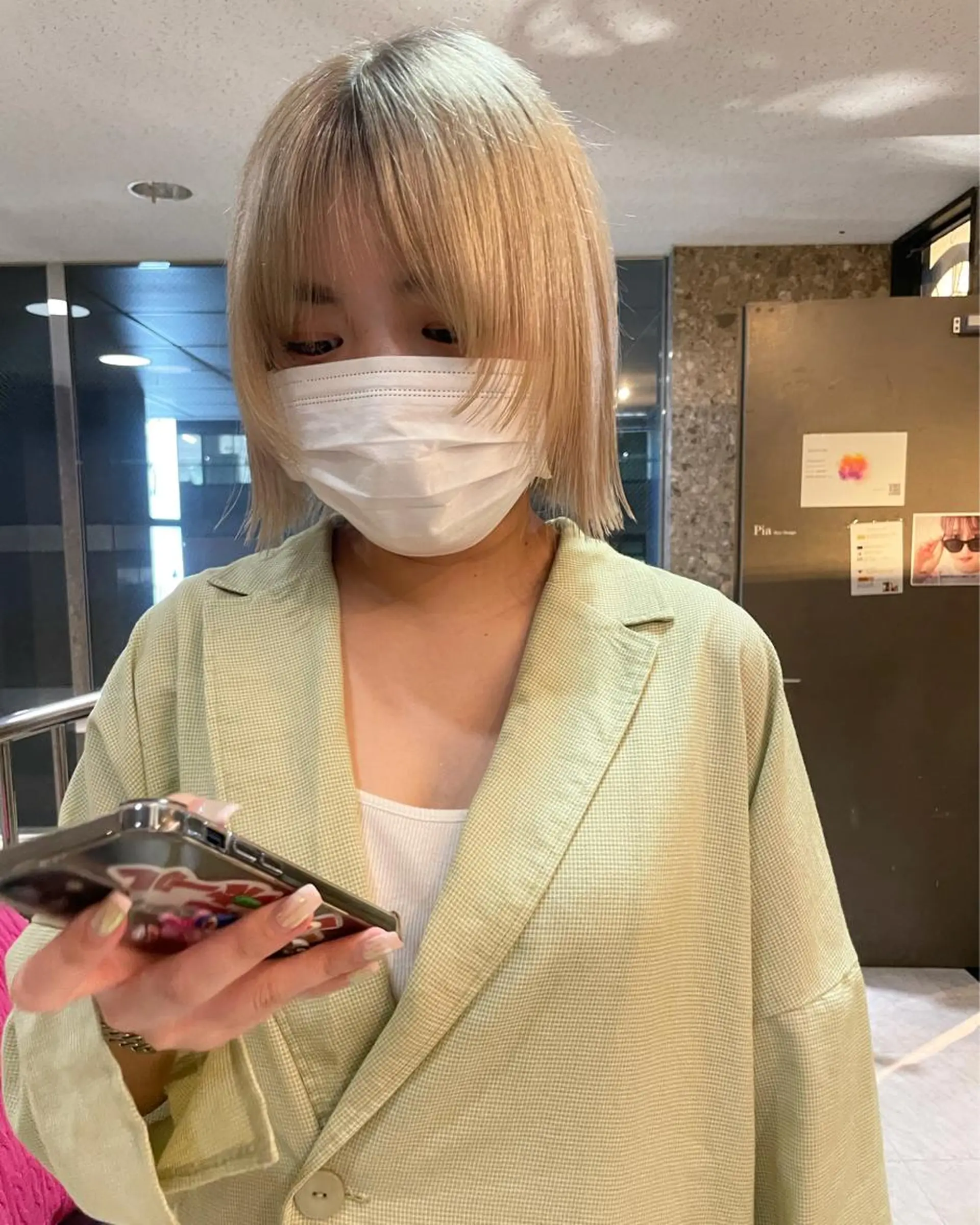 ショート カラー suvvy hairsalonのヘアスタイル