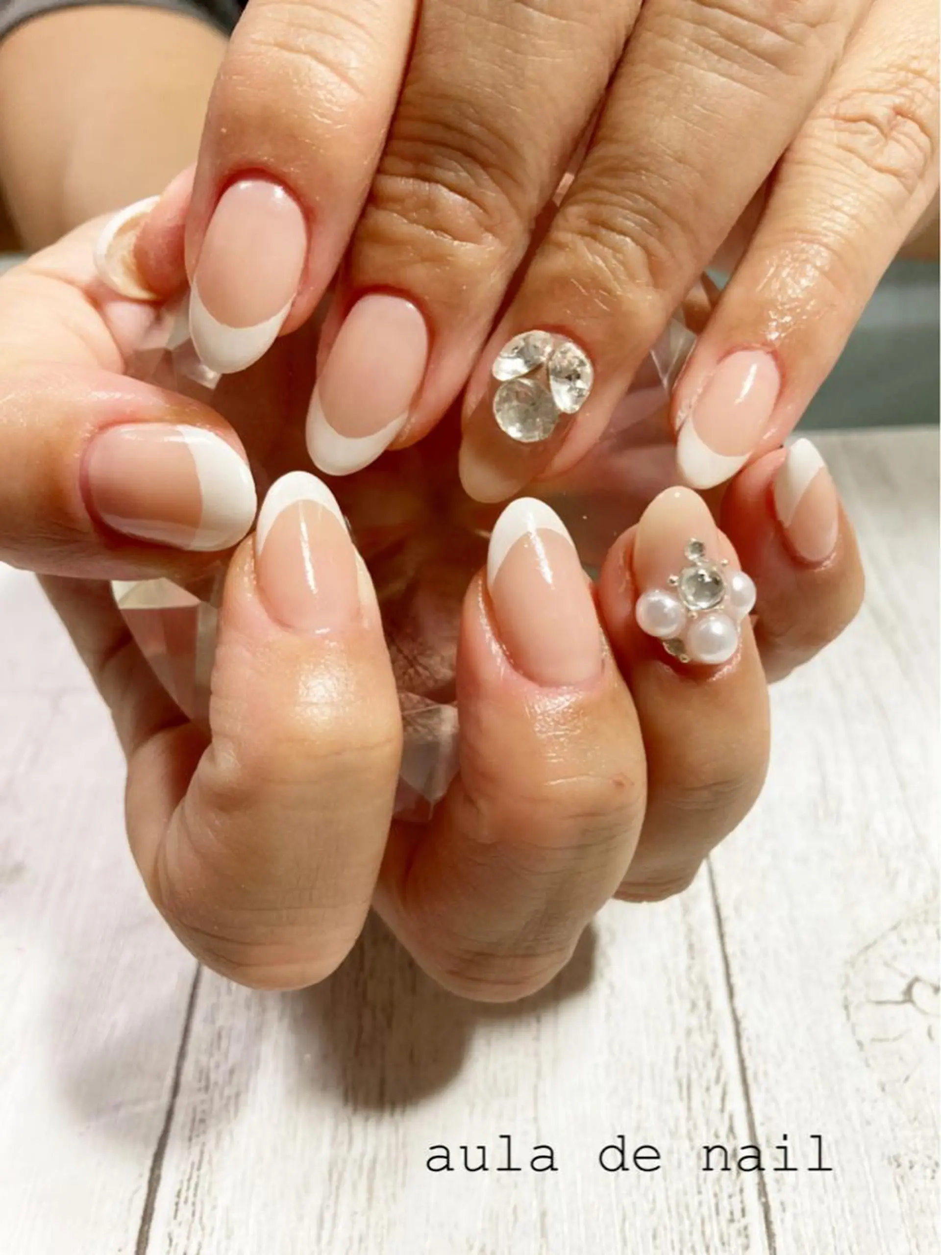 ネイル フレンチネイル ハンドネイル auladenail アウラデネイルのネイルデザイン