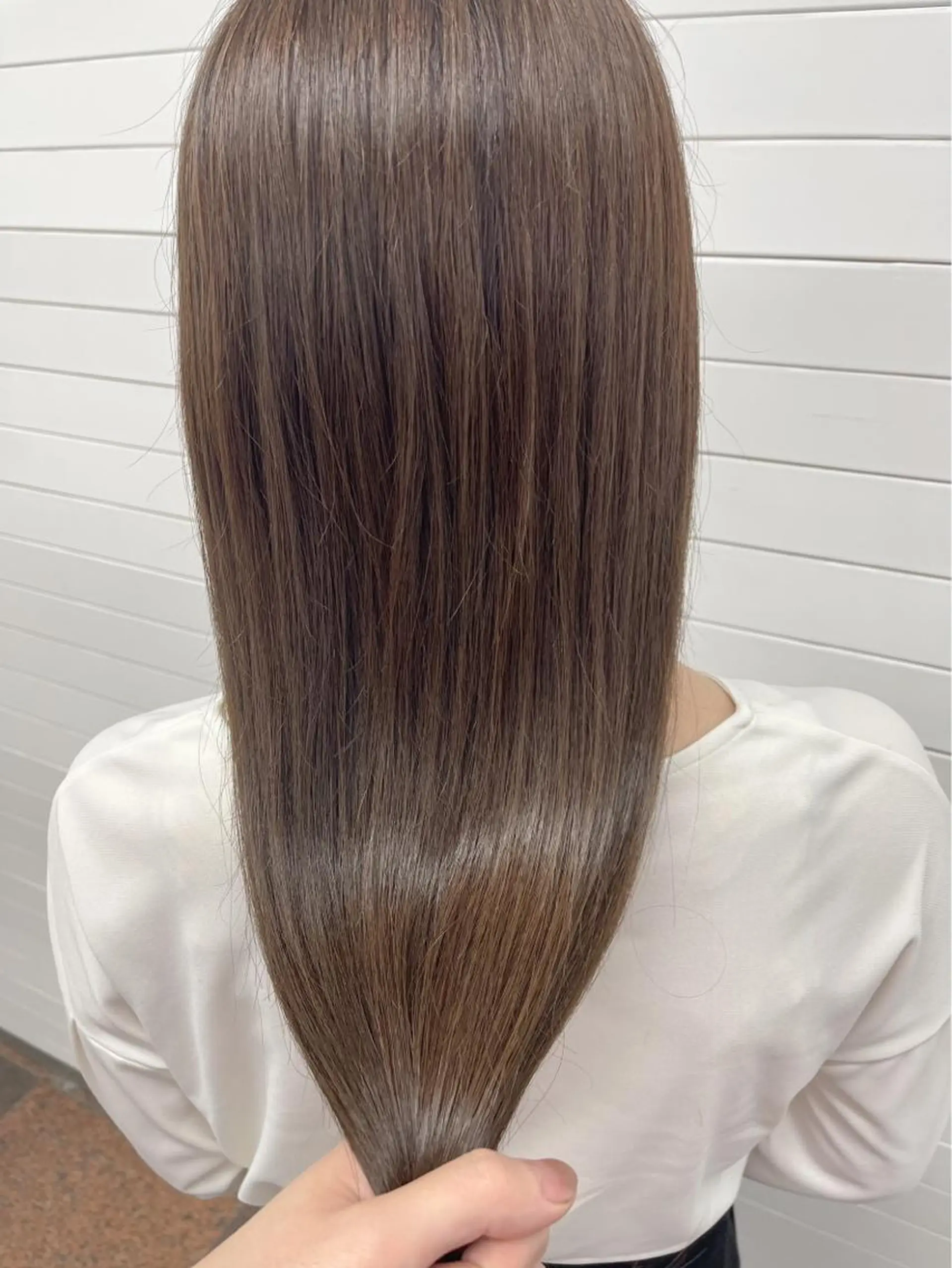 ロング カラー ヘアアレンジ ミストバング ブリーチ ケアブリーチ 透明感カラー デザインカラー maoブリーチ無し 似合わせカラーのヘアスタイル