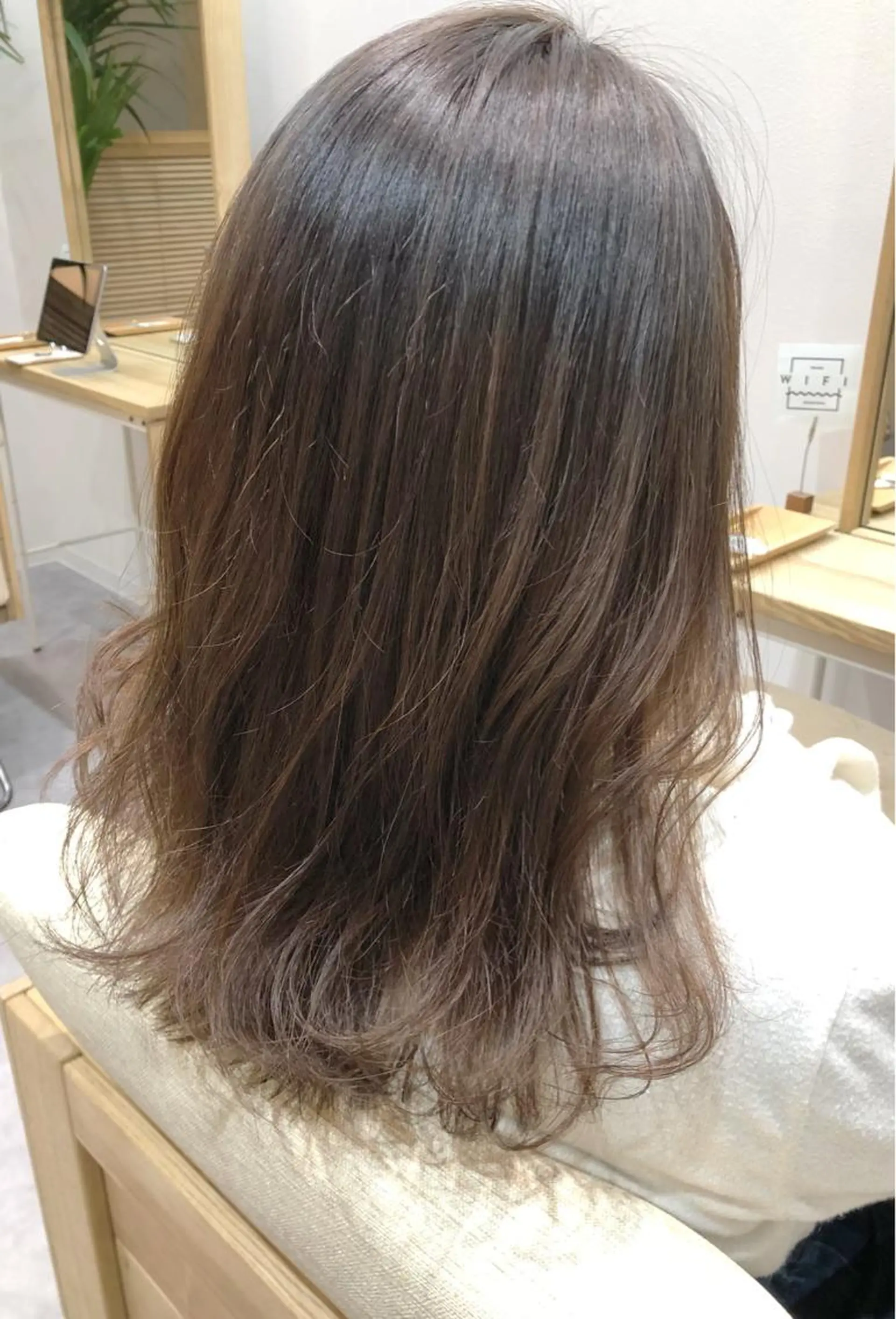 カラー グレージュ 千葉 大聖のヘアスタイル