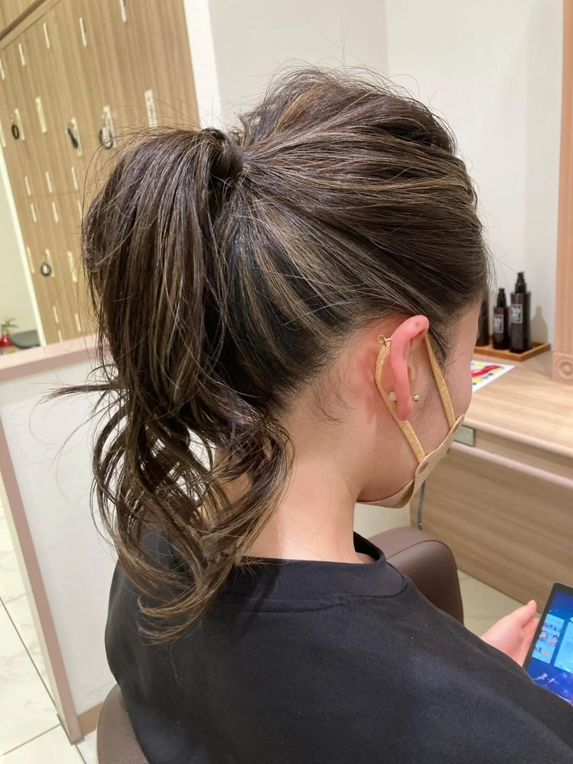 ロング カット ヘアカラー 前髪縮毛矯正 高野開弦ハイトーンのヘアスタイル