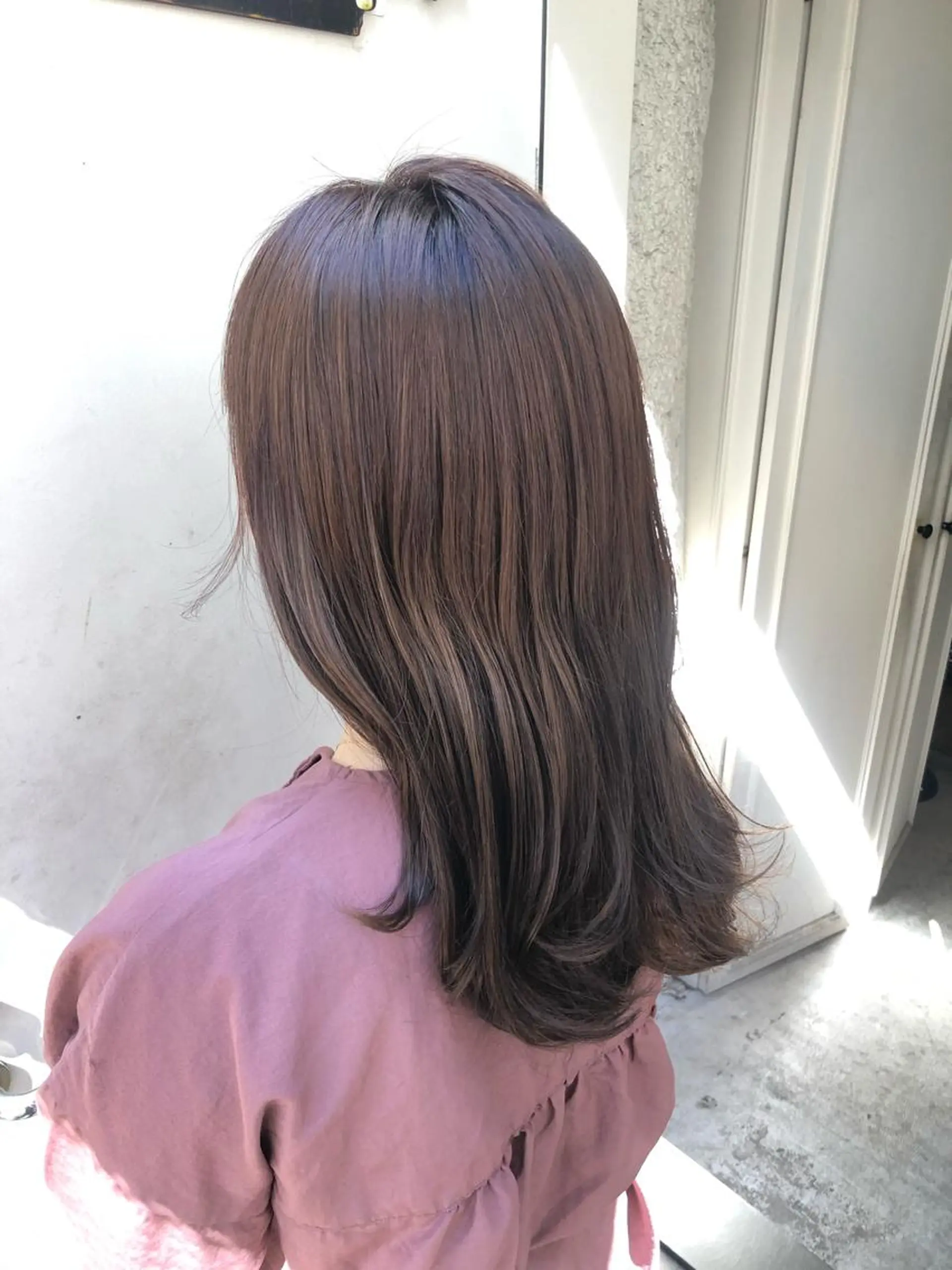 セミロング SALOWIN 表参道所属・シンカ 表参道のヘアスタイル