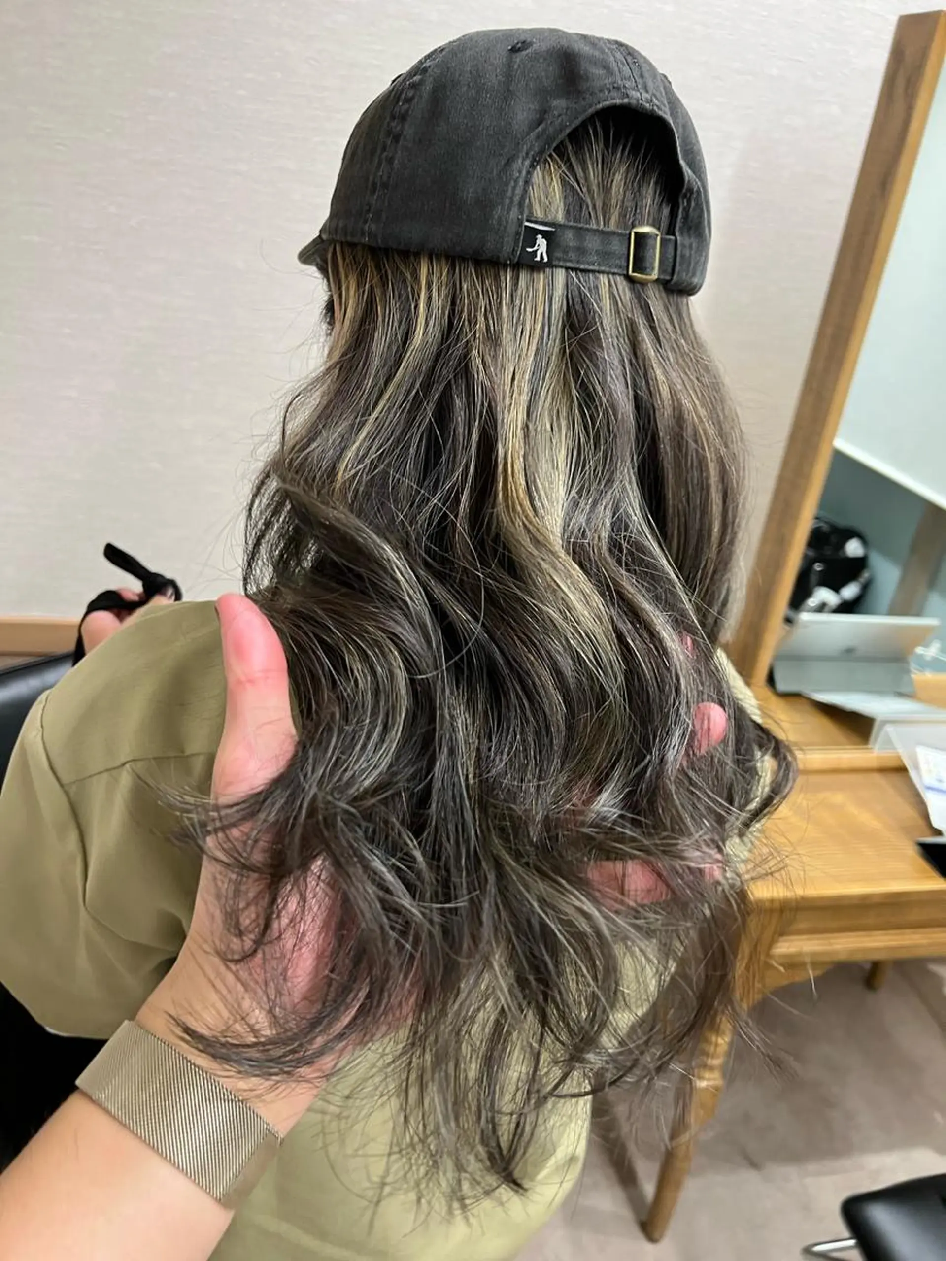 ロング GO TODAY  SHAiRE SALON 名古屋店所属・艶カラー/髪質改善/ 西　大喜(ひろき)のヘアスタイル