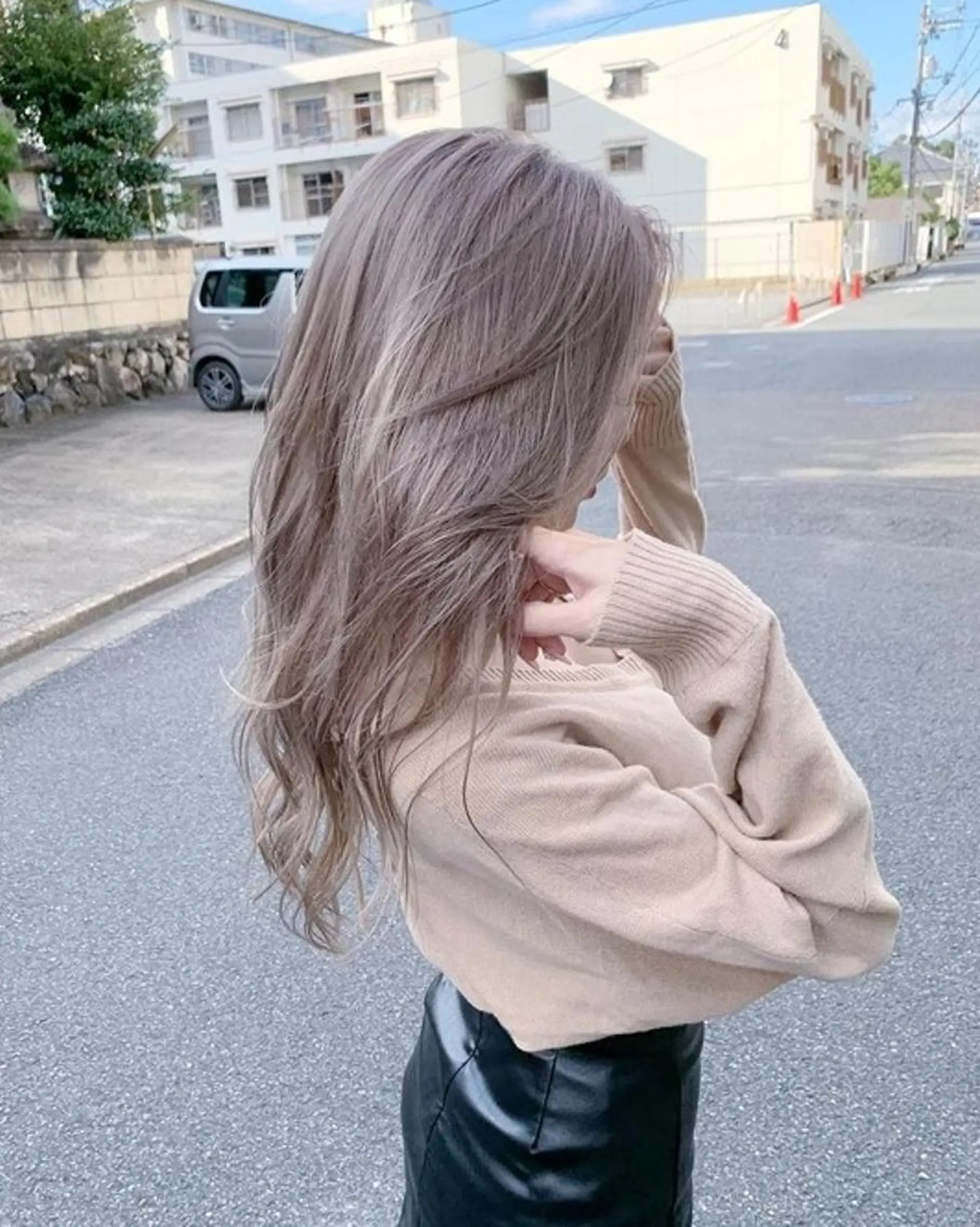 ロング ヘアカラー Luisハイライト　 喜連瓜破、髪質改善のヘアスタイル