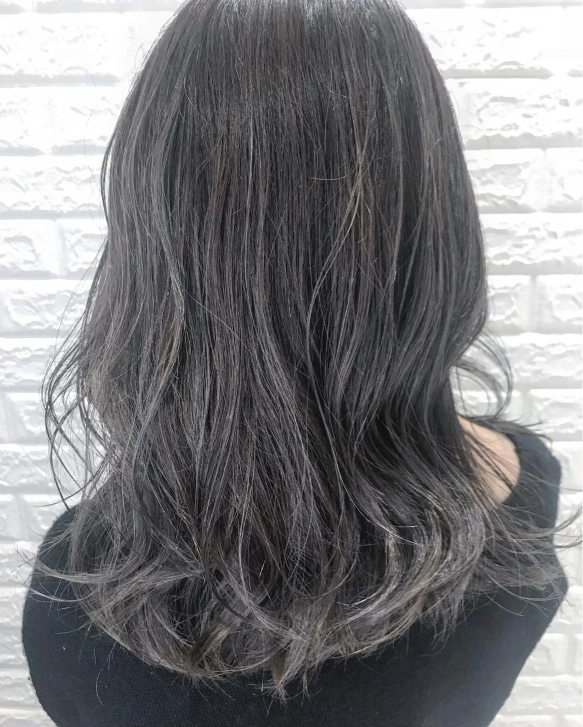 セミロング カラー グレージュ ナガイ ユウキのヘアスタイル