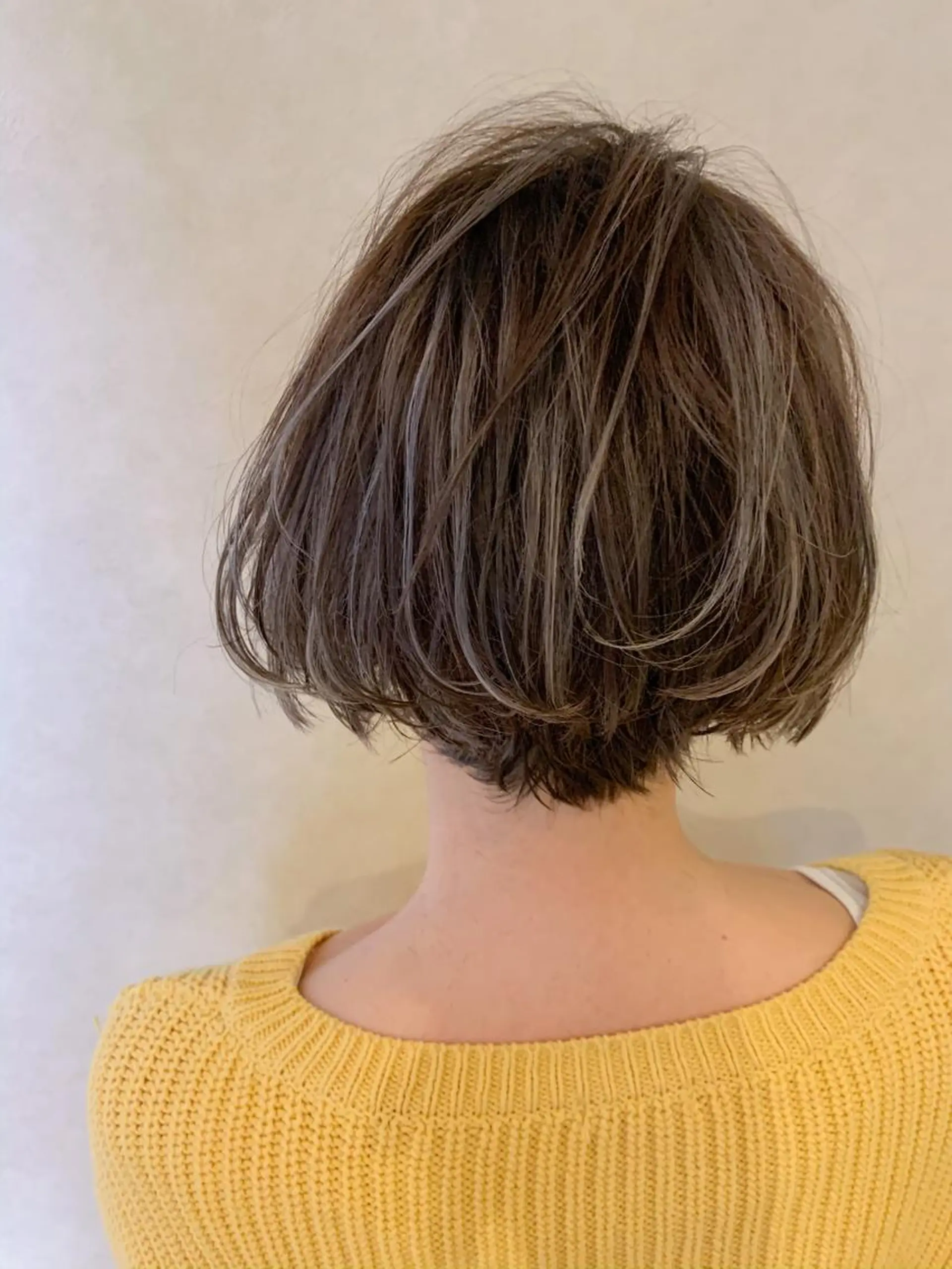 ショート ハイライト Lit所属・Lit.豊橋 夏目のヘアスタイル