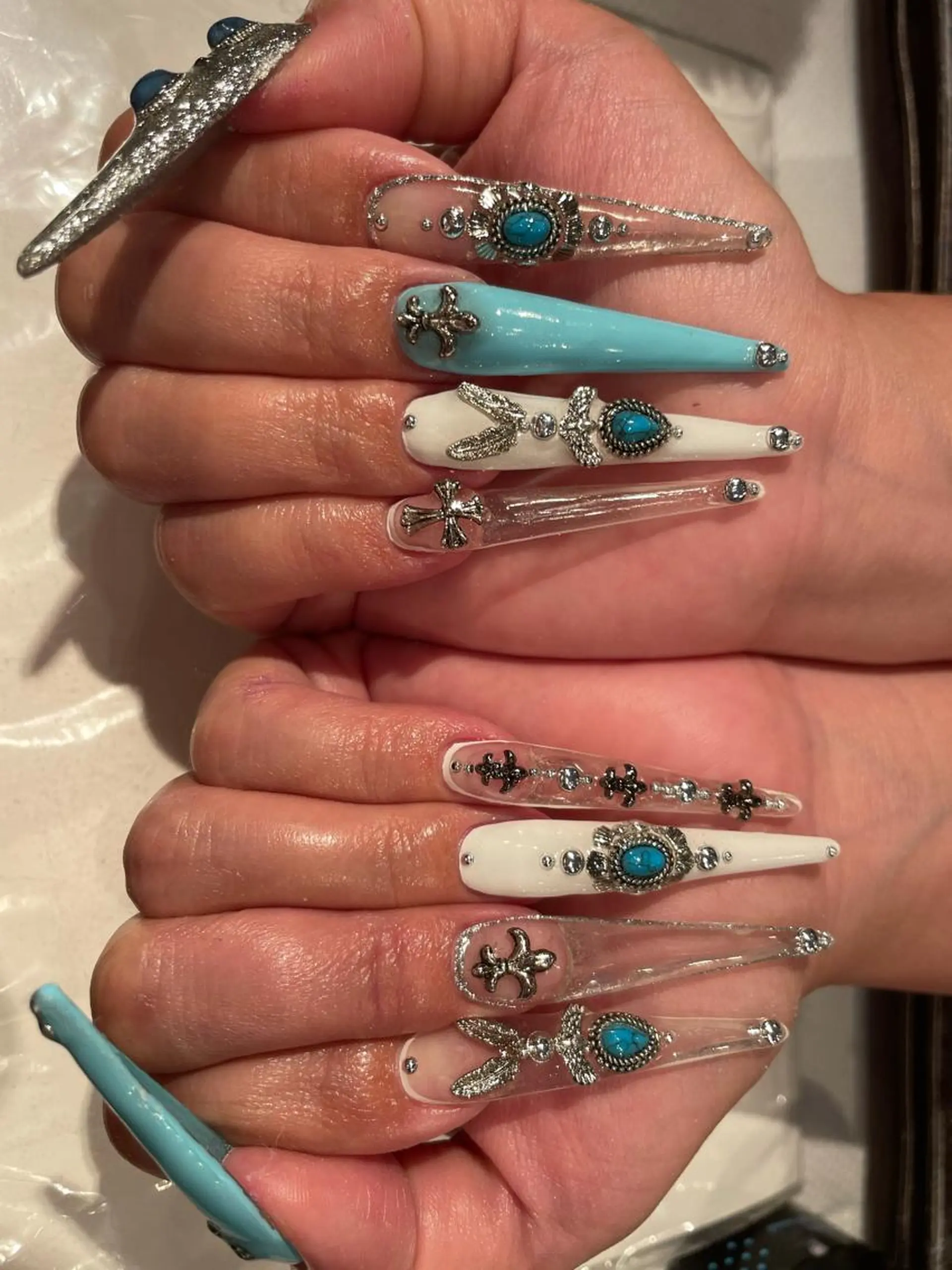 ネイル ハンドネイル chatblanc ♡のネイルデザイン