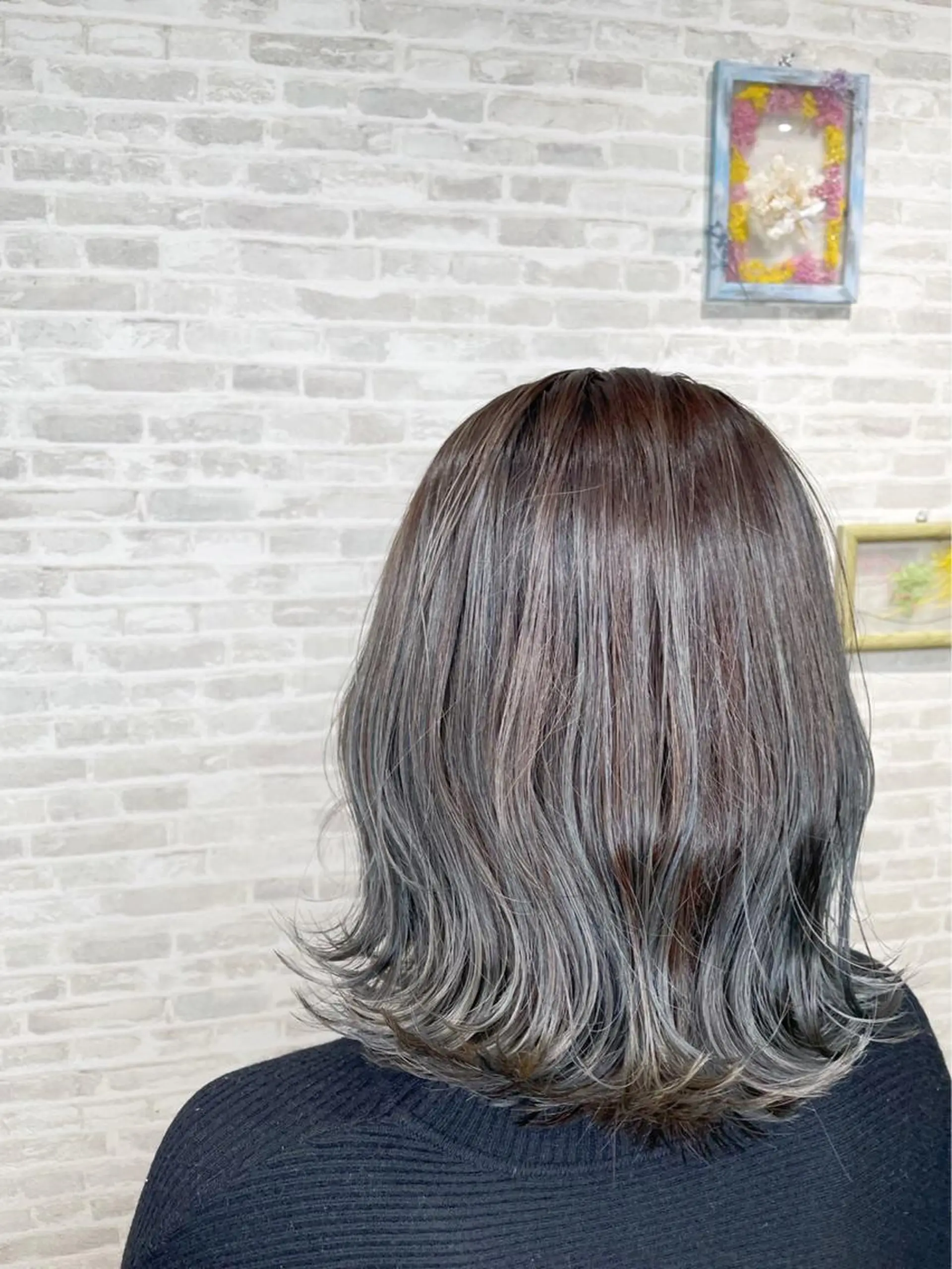 カラー ゆ らのヘアスタイル