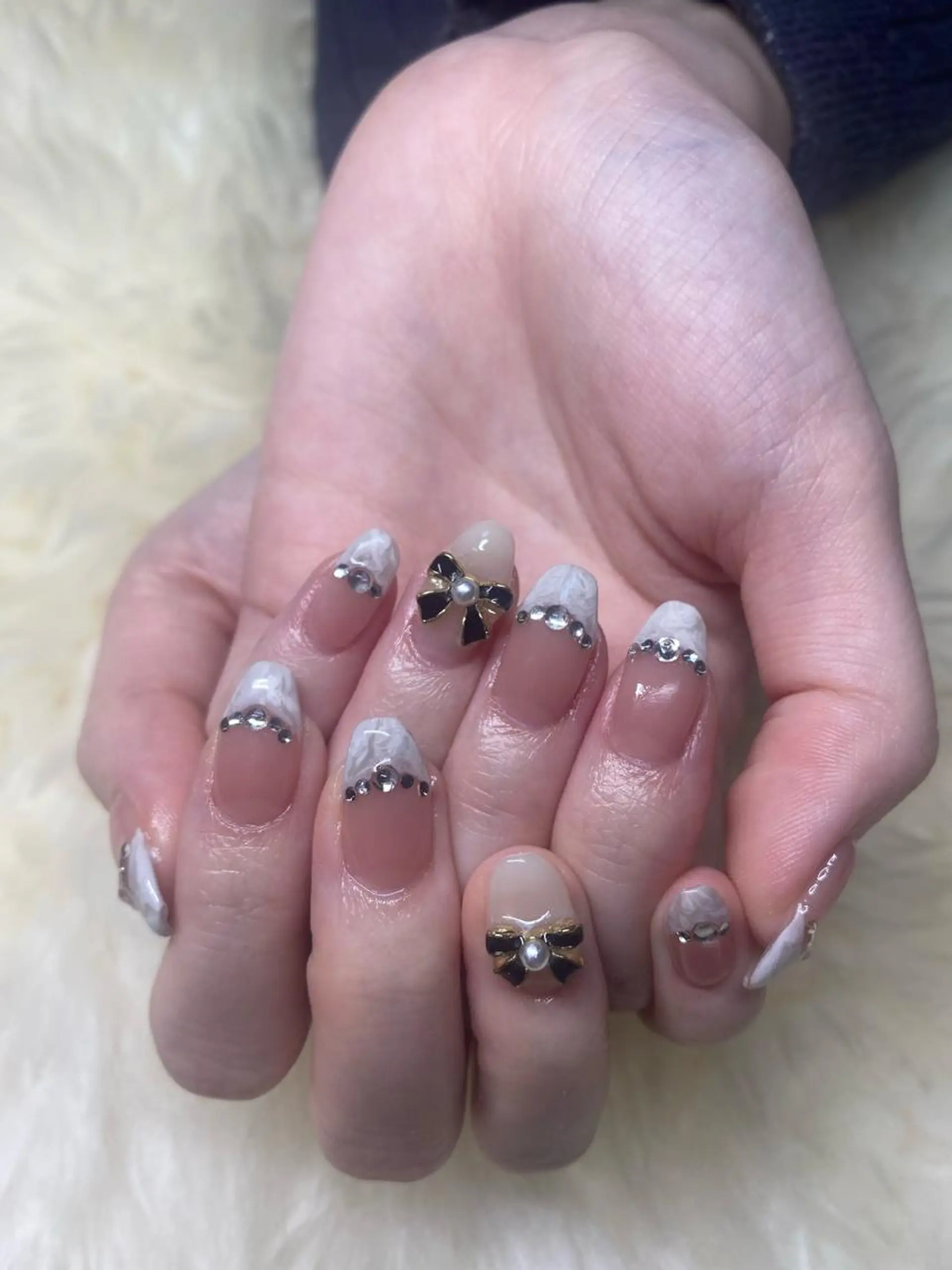ミディアム ハンドネイル ハンドケア 💜MIYA nail川崎店のネイルデザイン