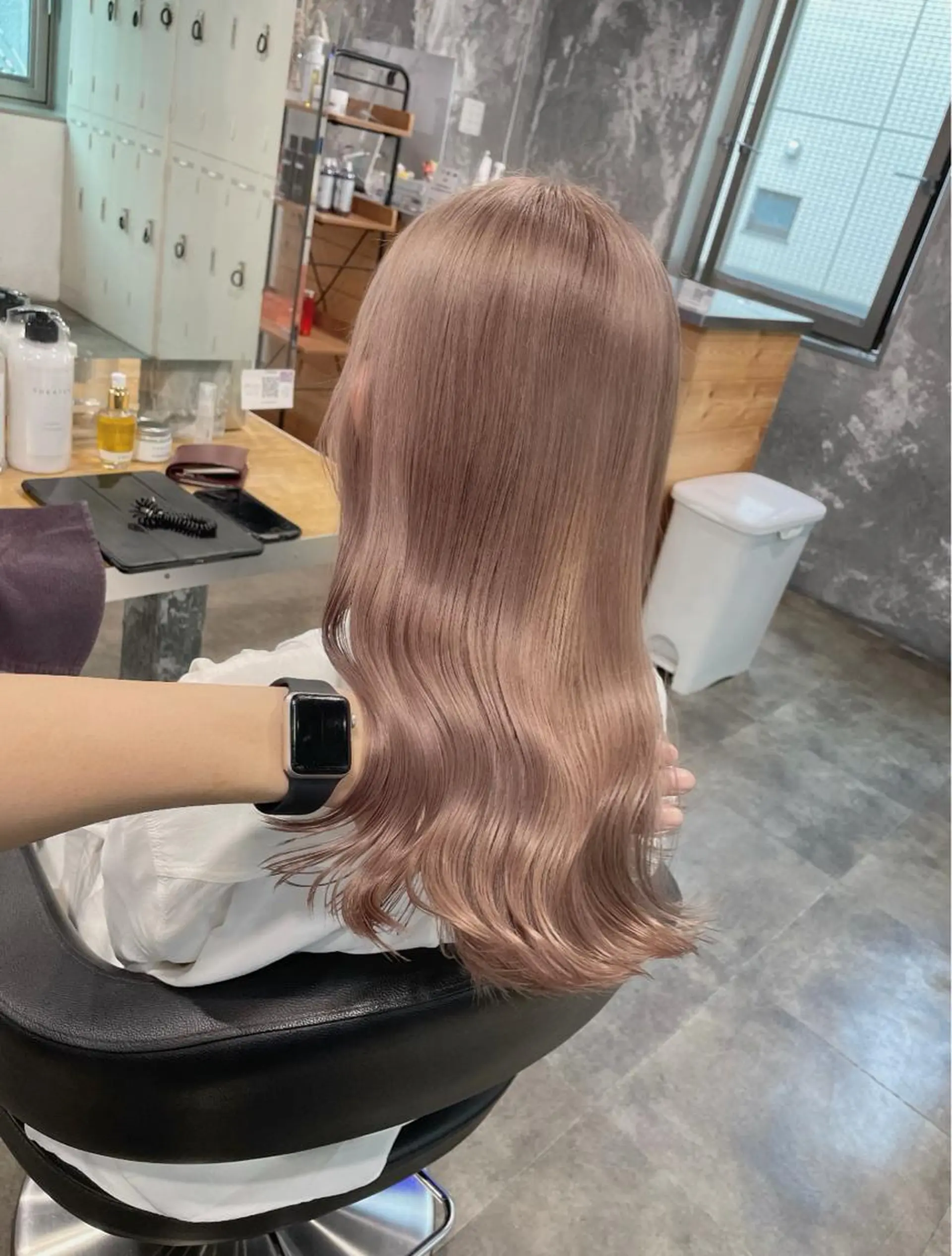 セミロング カラー ヘアカラー トリートメント ヘッドスパ ヘアセット ベージュカラー💖 やすひろのヘアスタイル