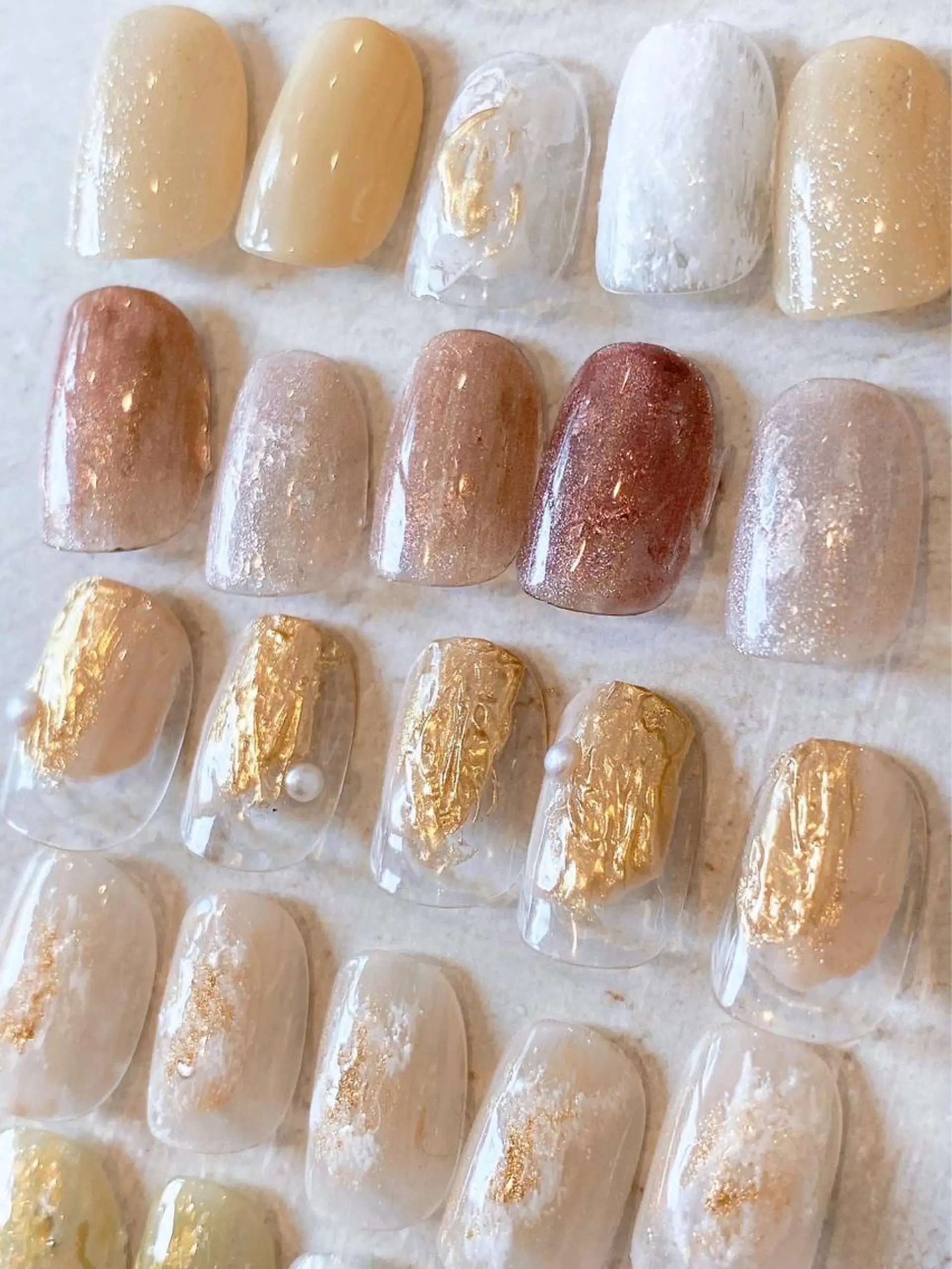 ネイル オーロラネイル ミラーネイル ニュアンスネイル Ayano ♡のネイルデザイン