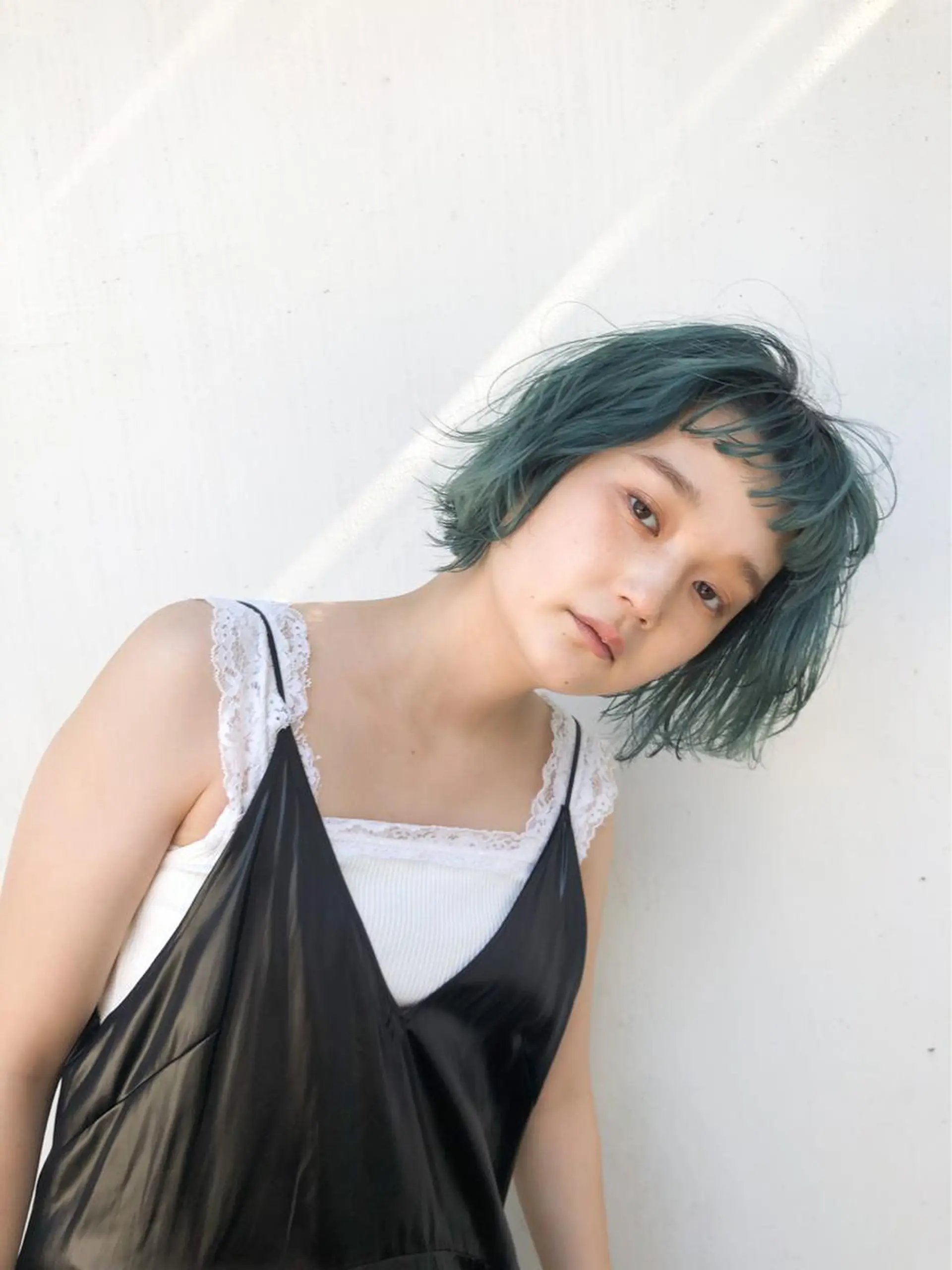 ミディアム カラー ボブレイヤー ミディアムレイヤー ボブ レイヤーカット ウルフカット カット ヘアカラー Takuma Suzuki中目黒のヘアスタイル