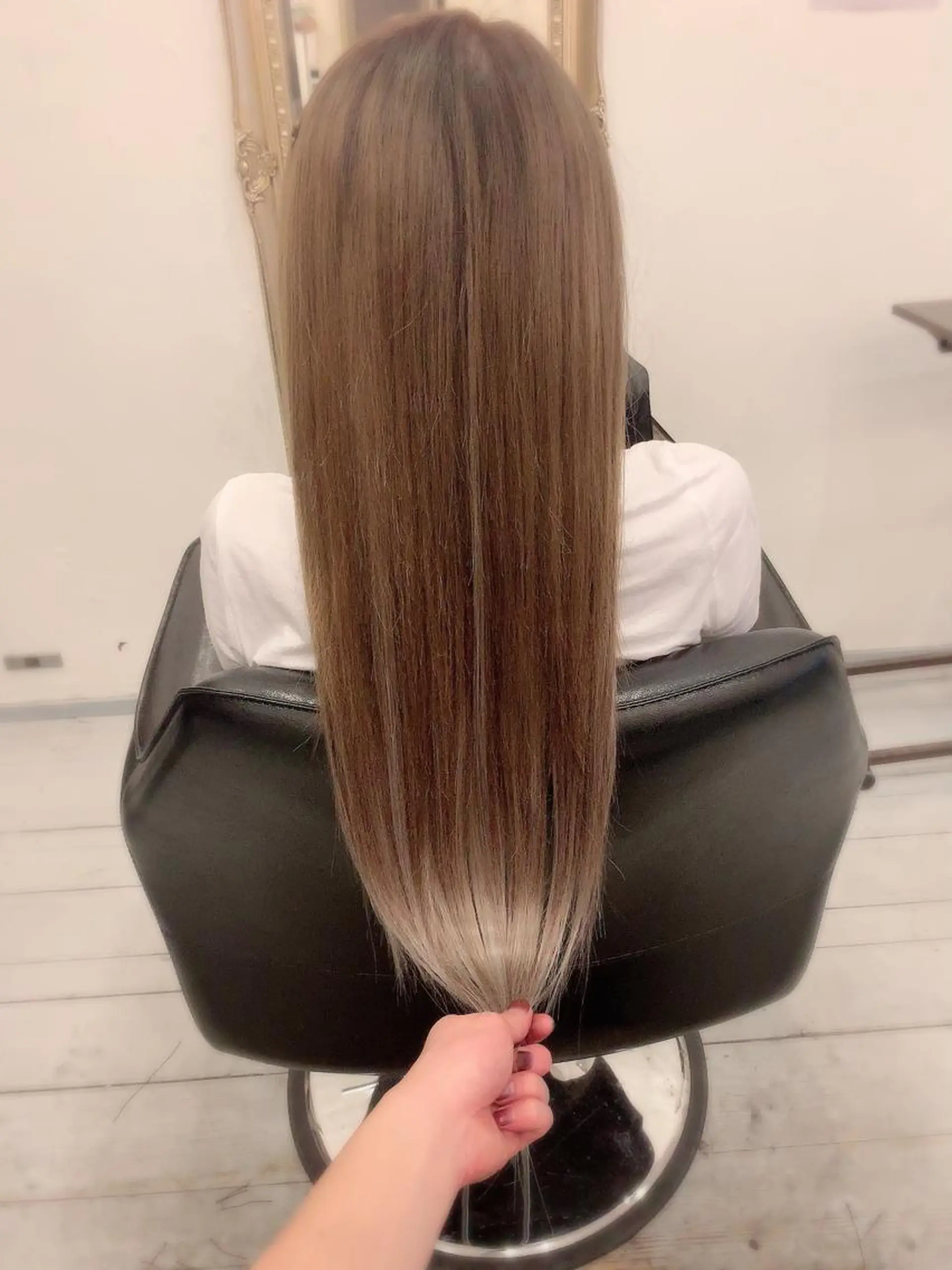 ロング カラー エクステ 💎JADE GRACE💎のヘアスタイル