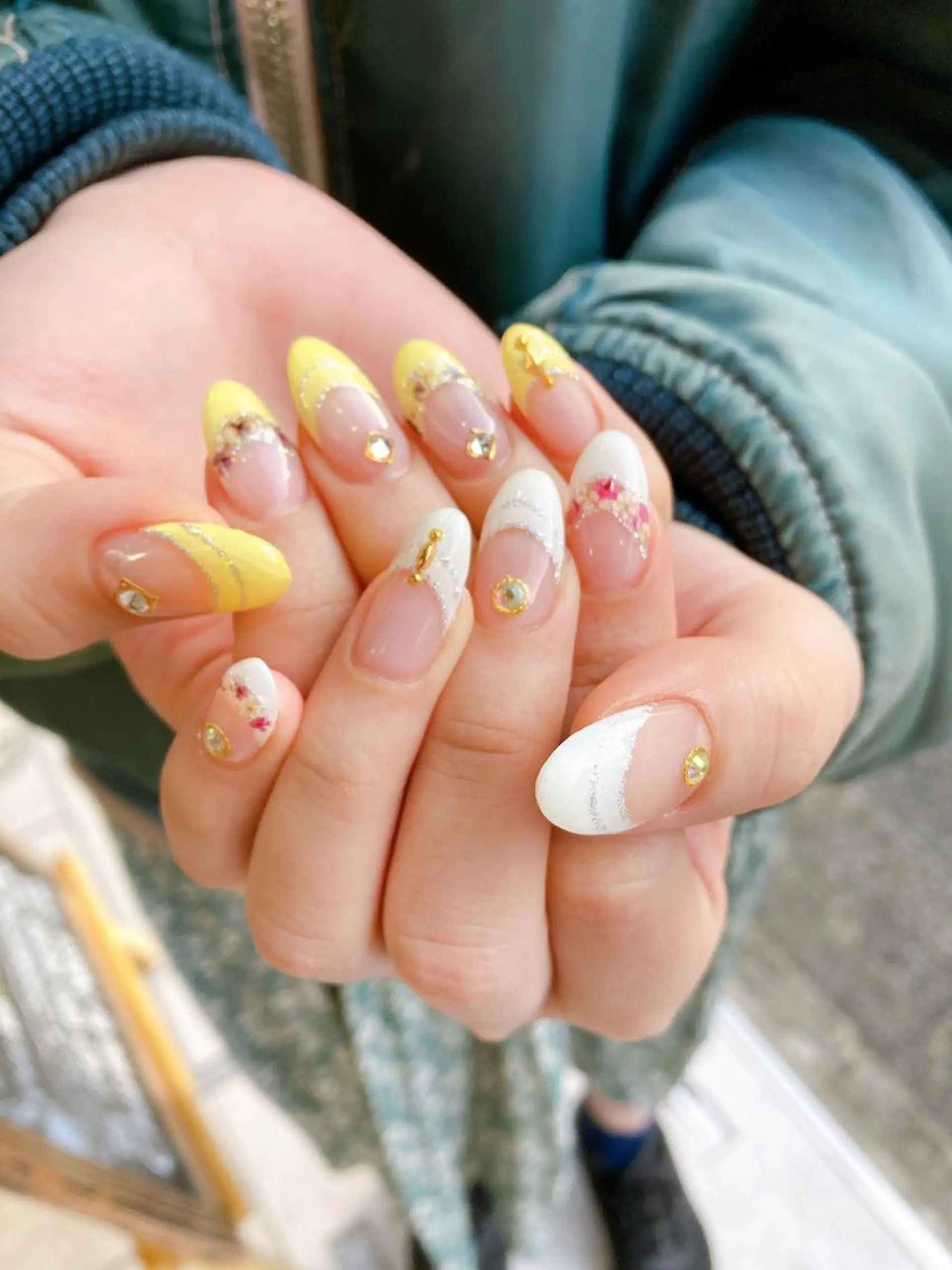 ネイル ハンドネイル Nest 平出のネイルデザイン