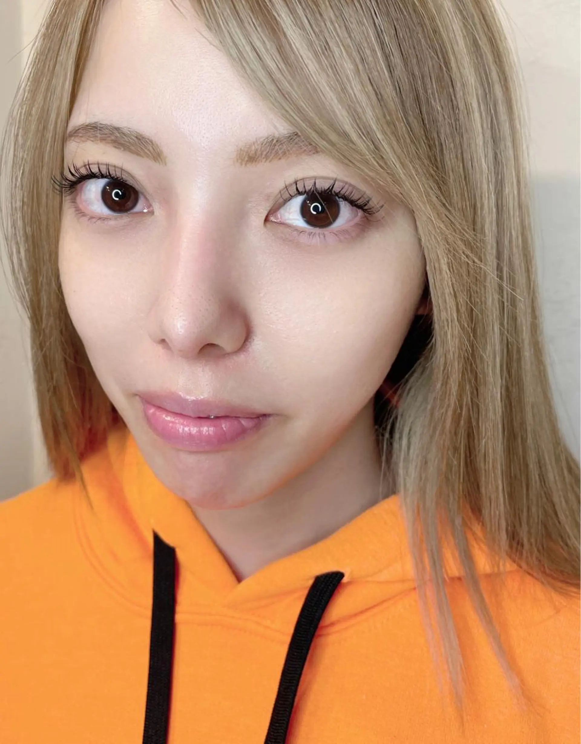 マツエク・マツパ アイブロウ NAIL ✴︎キラキラオメメのネイルデザイン