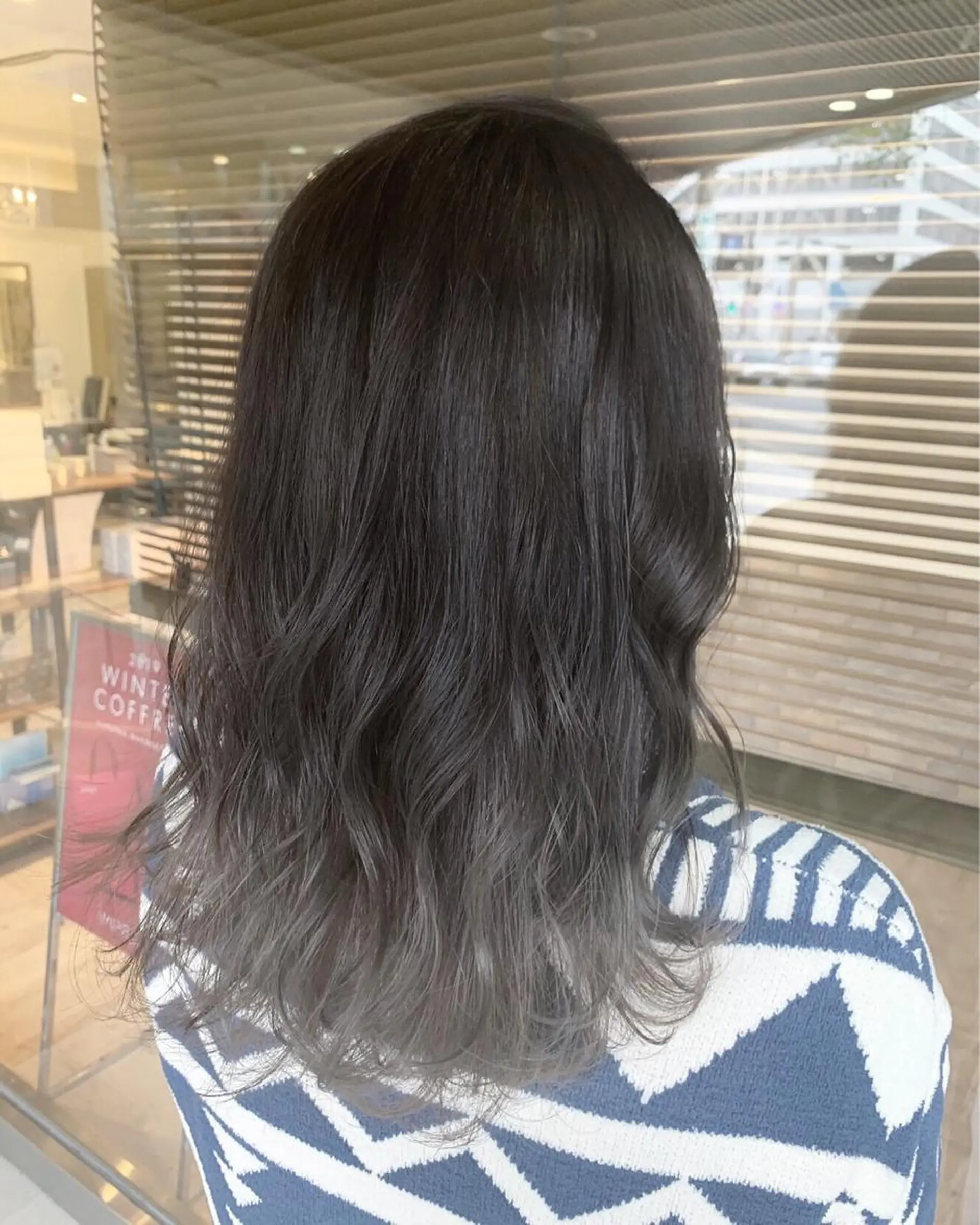 カラー 山本 鮎里のマツエク・マツパデザイン