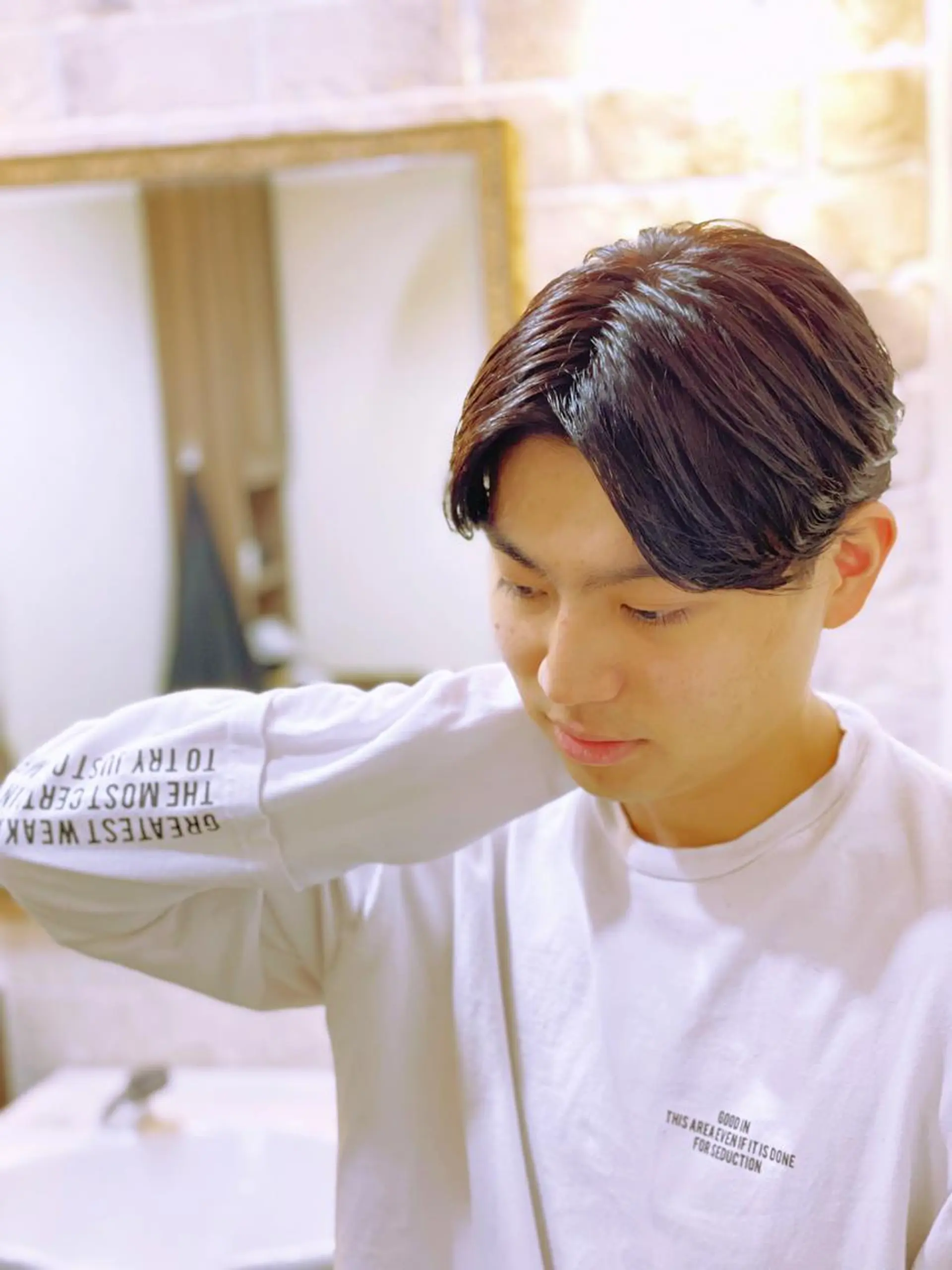 メンズ マッシュ ミリオンバックス所属・佐藤 輪喜広のヘアスタイル