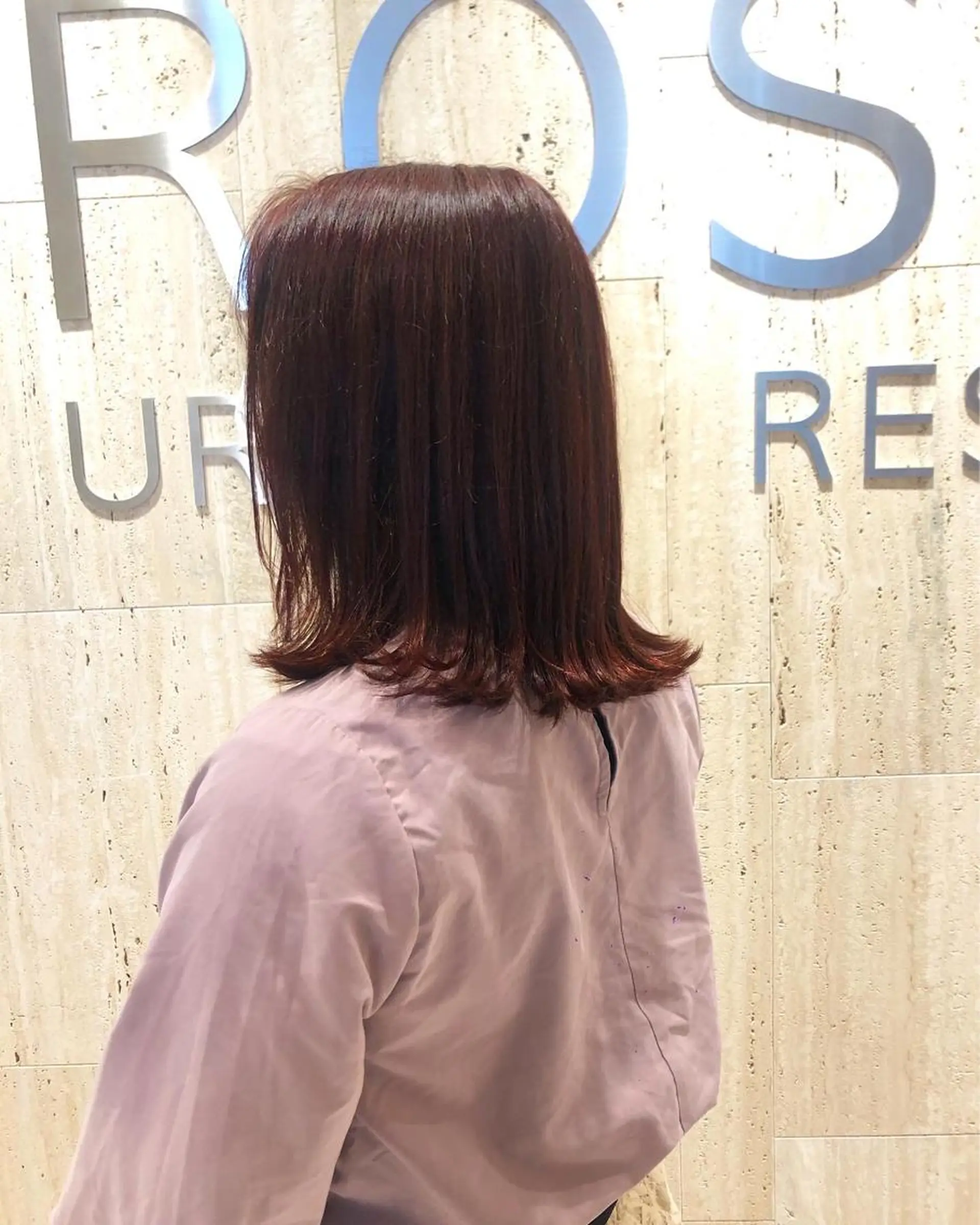 ミディアム カット ヘアカラー 高橋 芽衣のヘアスタイル