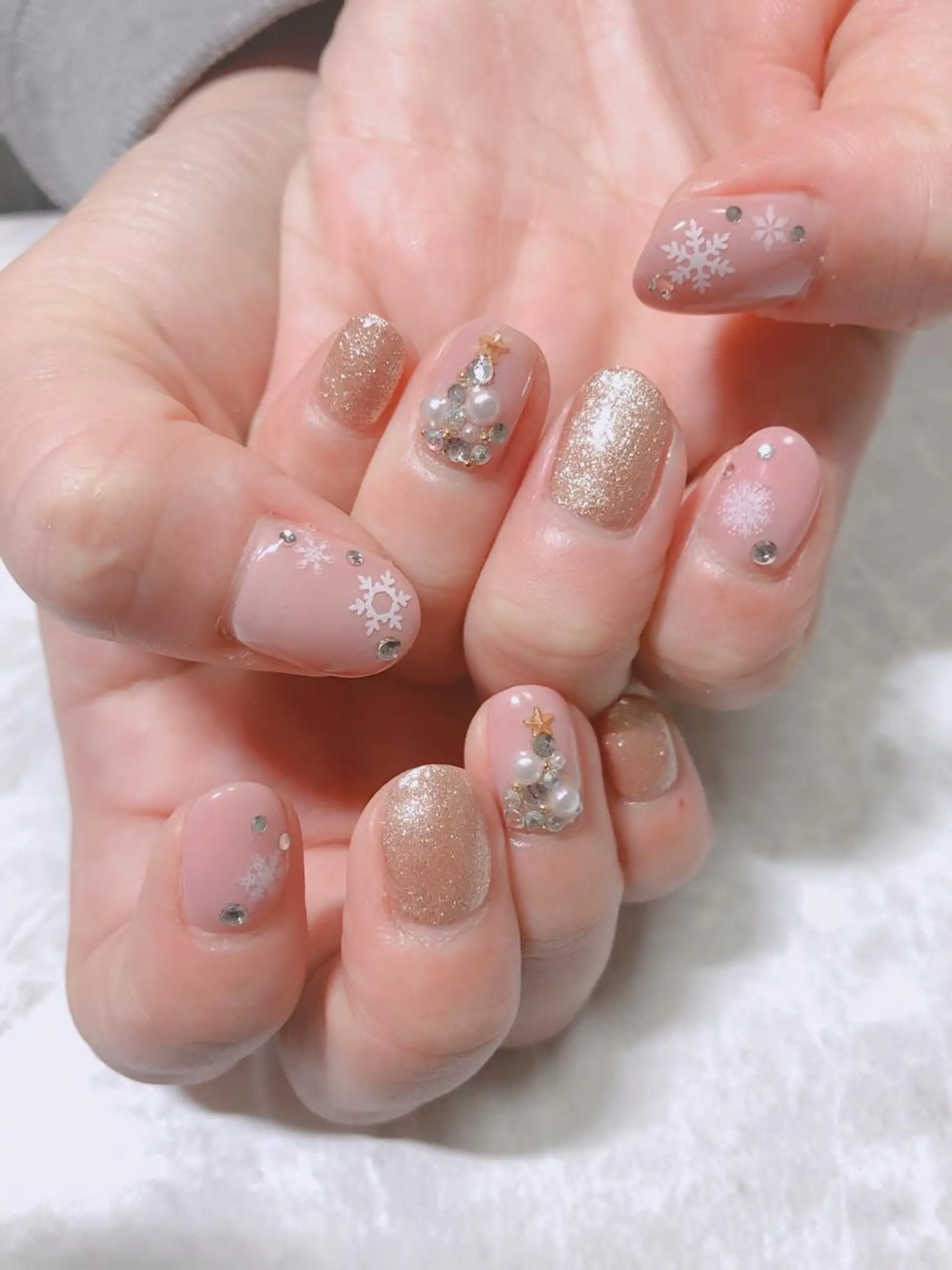 ネイル クリスマス ハンドネイル フットネイル Lokahi NAILのネイルデザイン