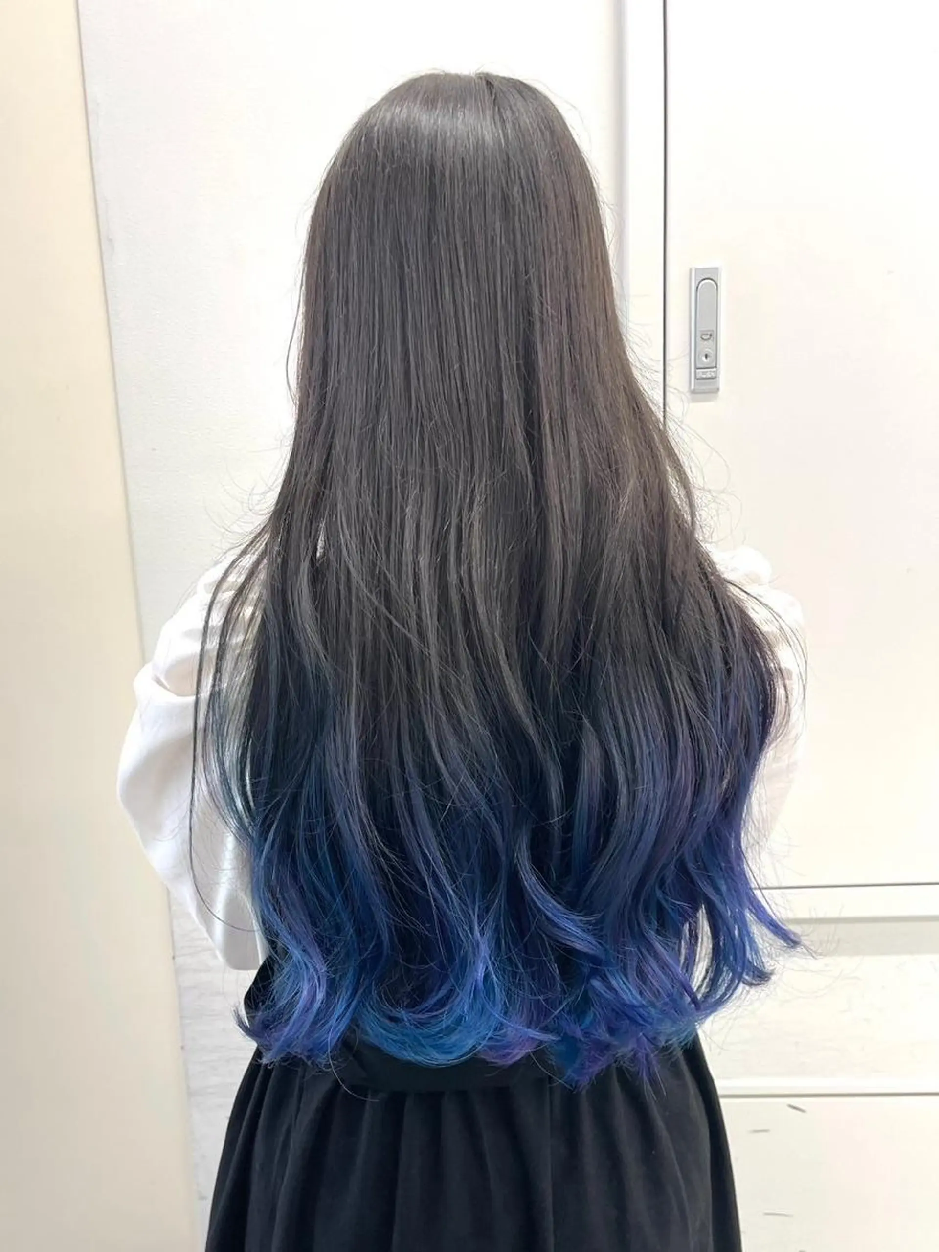 ロング くびれヘア ハイライト ウルフカット ヘアカラー トリートメント 【公式】amble luxe 中野のヘアスタイル