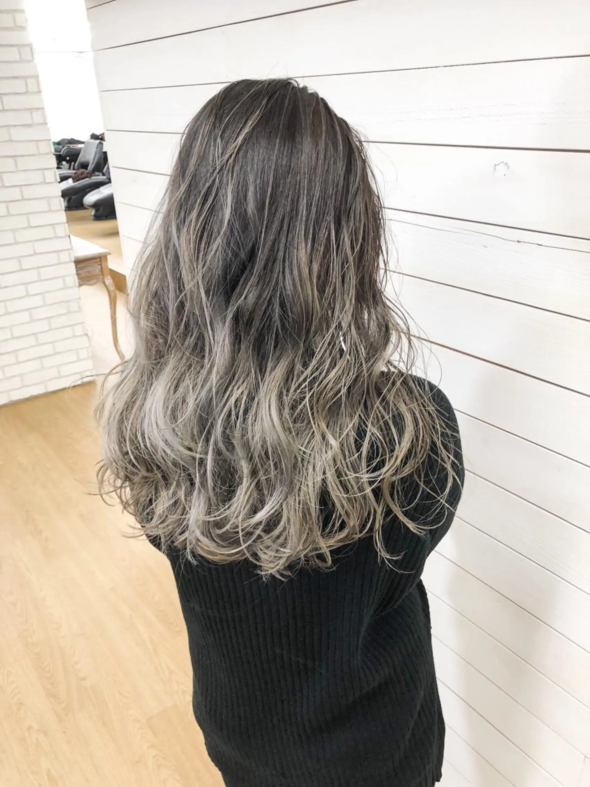 セミロング カラー トリートメント ヘッドスパ レイヤーカット× 髪質改善たもりのヘアスタイル
