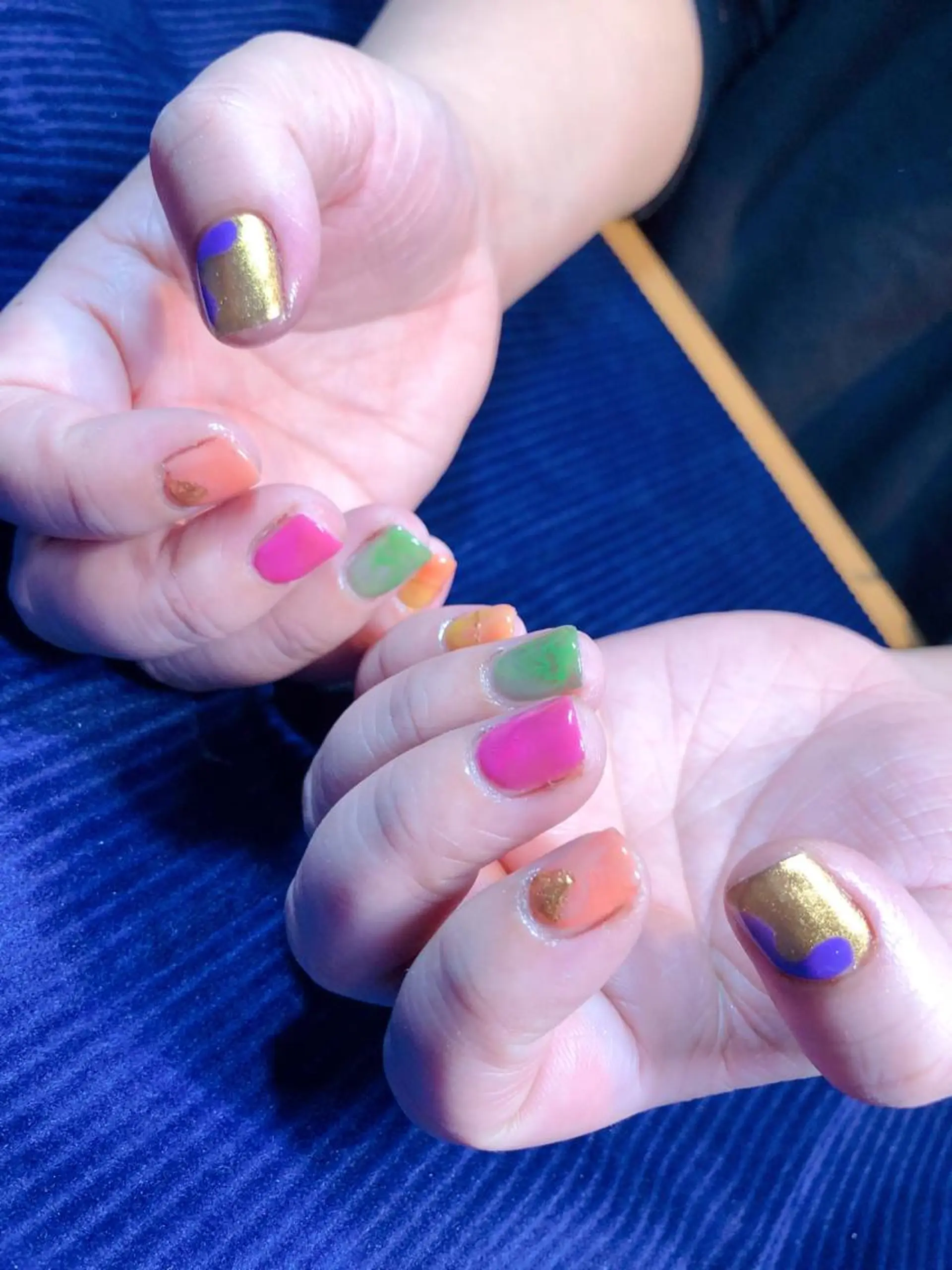 ネイル iiloo aromaworksのネイルデザイン