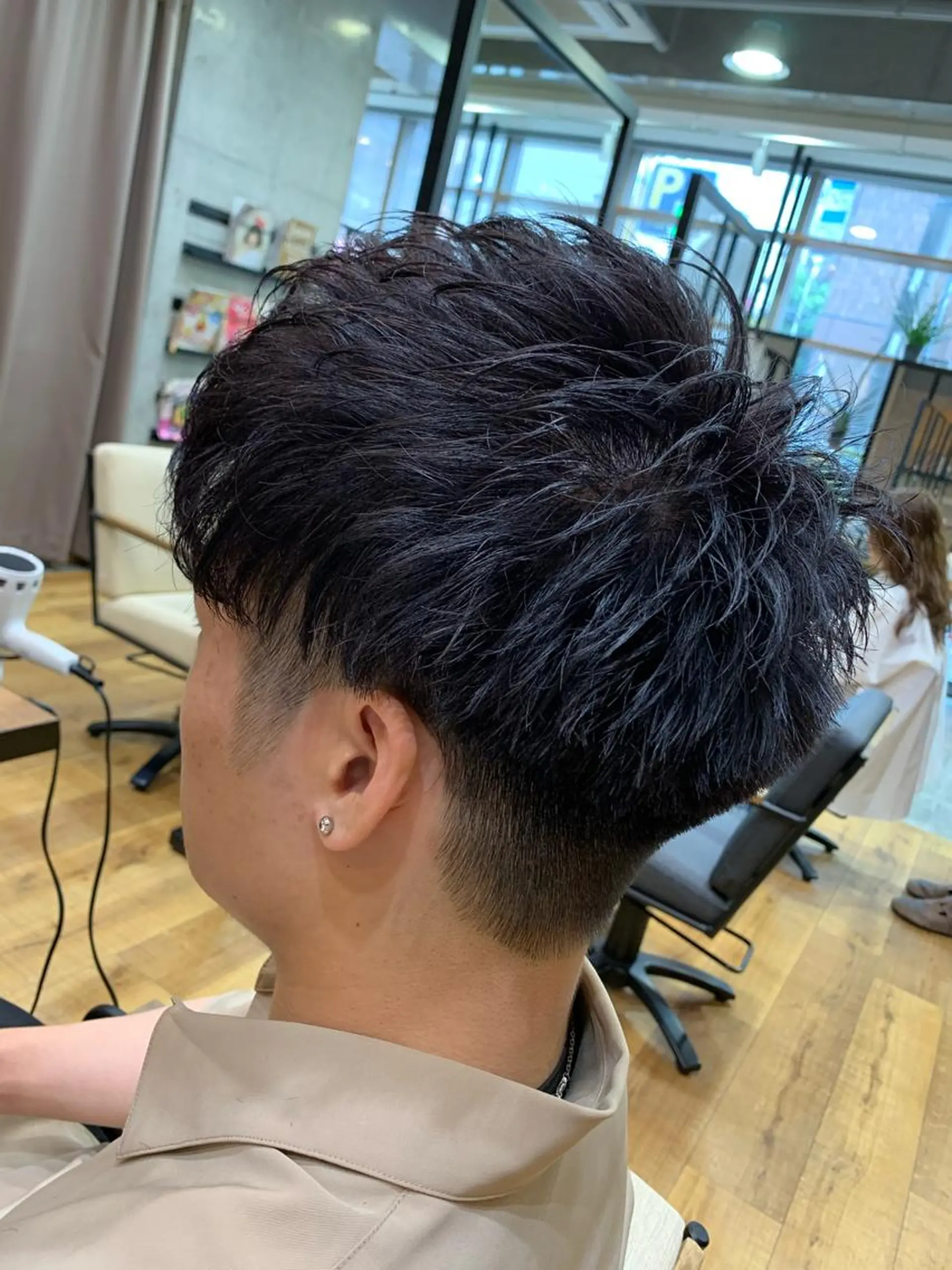 ショート カラー メンズ カット ヘアカラー トリートメント 天野 開のヘアスタイル