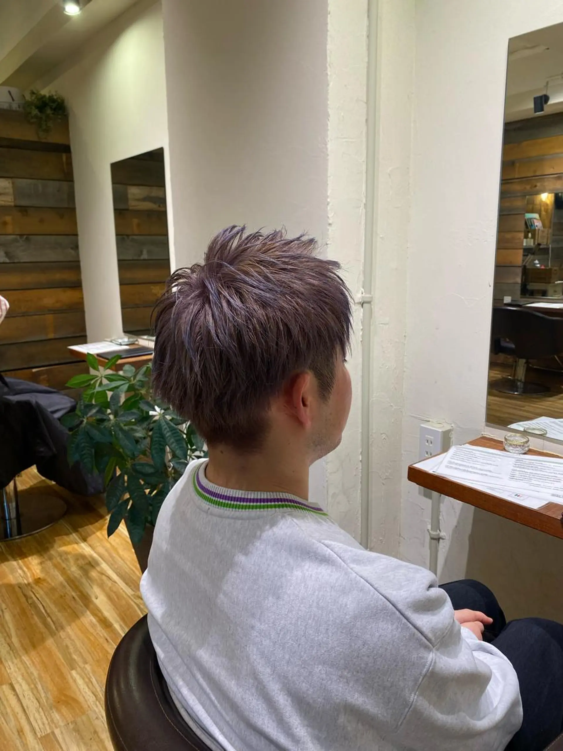 ショート カラー メンズ カット ヘアカラー 三戸 修平のヘアスタイル